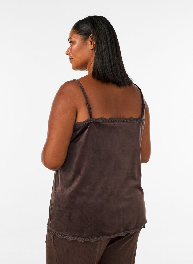 Velourpaita pitsireunuksella, Ruskea, Model image number 2
