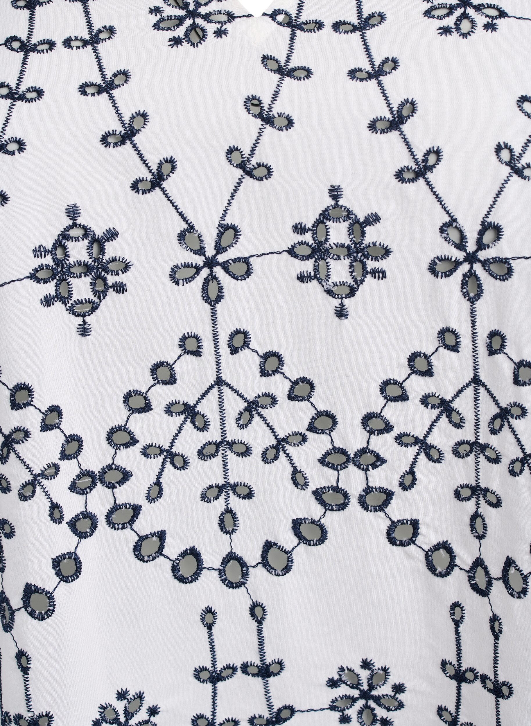 Zizzi Mekko kontrastia luovalla anglais-kirjonnalla, White w. Navy Blazer, Packshot image number 2