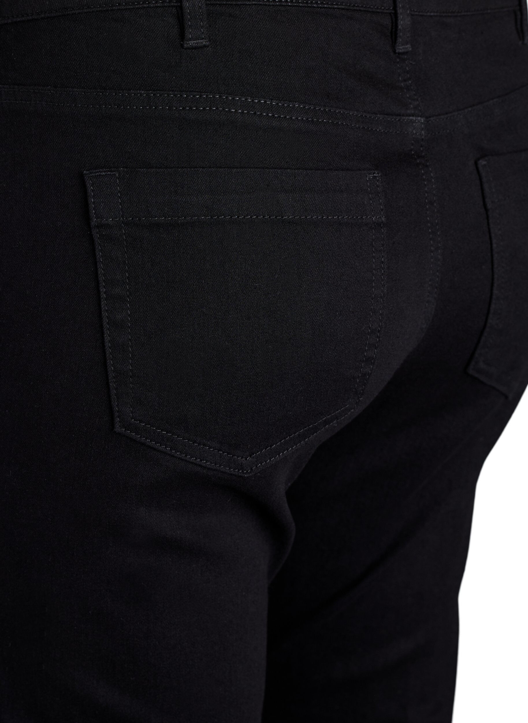 Zizzi Slim fit Emily-farkut, joissa on normaali vy&ouml;t&auml;r&ouml;., Musta, Packshot image number 3