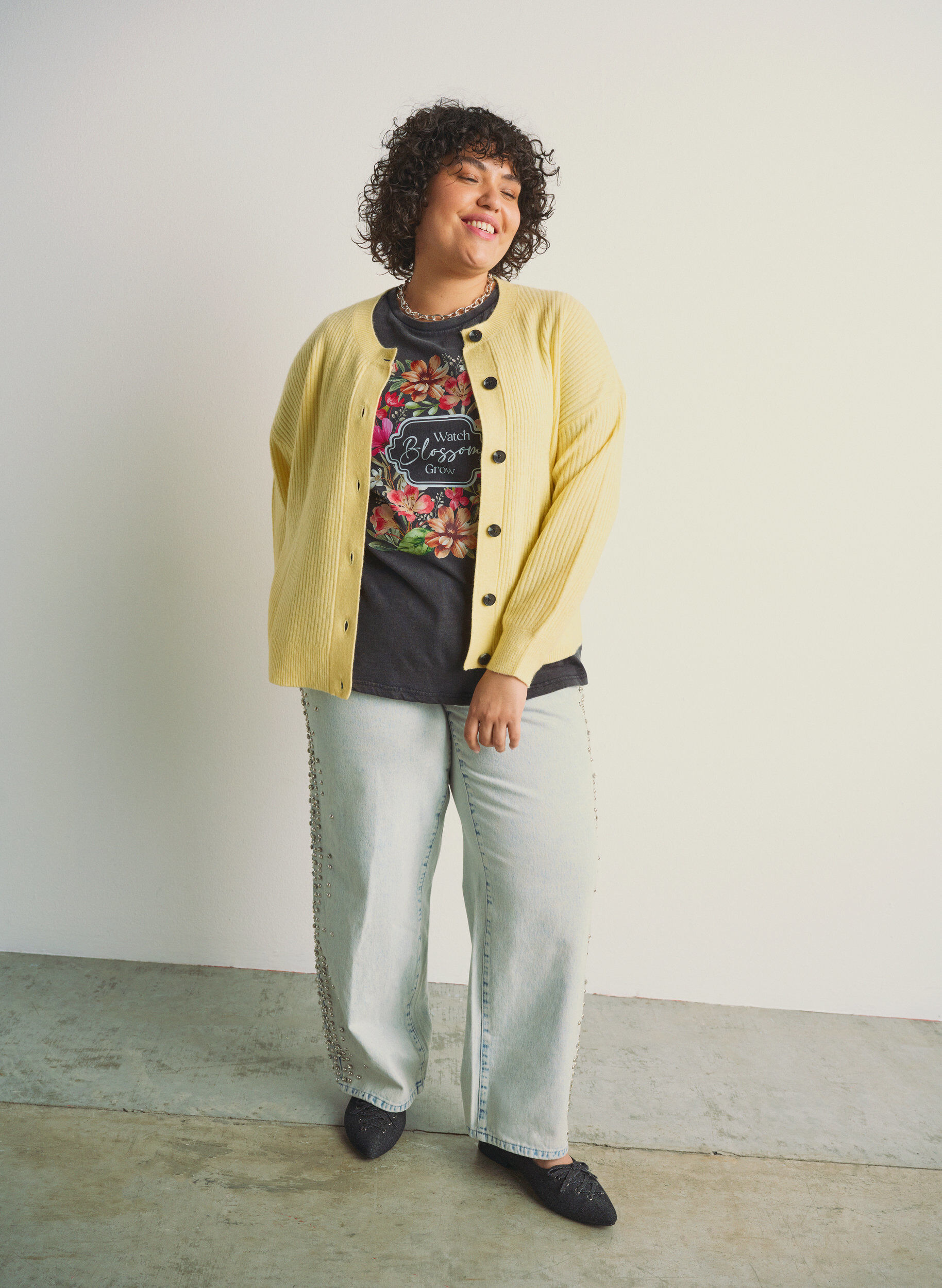 Zizzi Ribbineuloksesta valmistettu neuletakki napeilla, Keltainen, Image image number 0