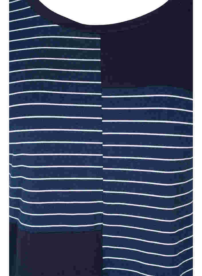 Lyhythihainen raidallinen t-paita viskoosista, Night Sky Stripe, Packshot image number 2