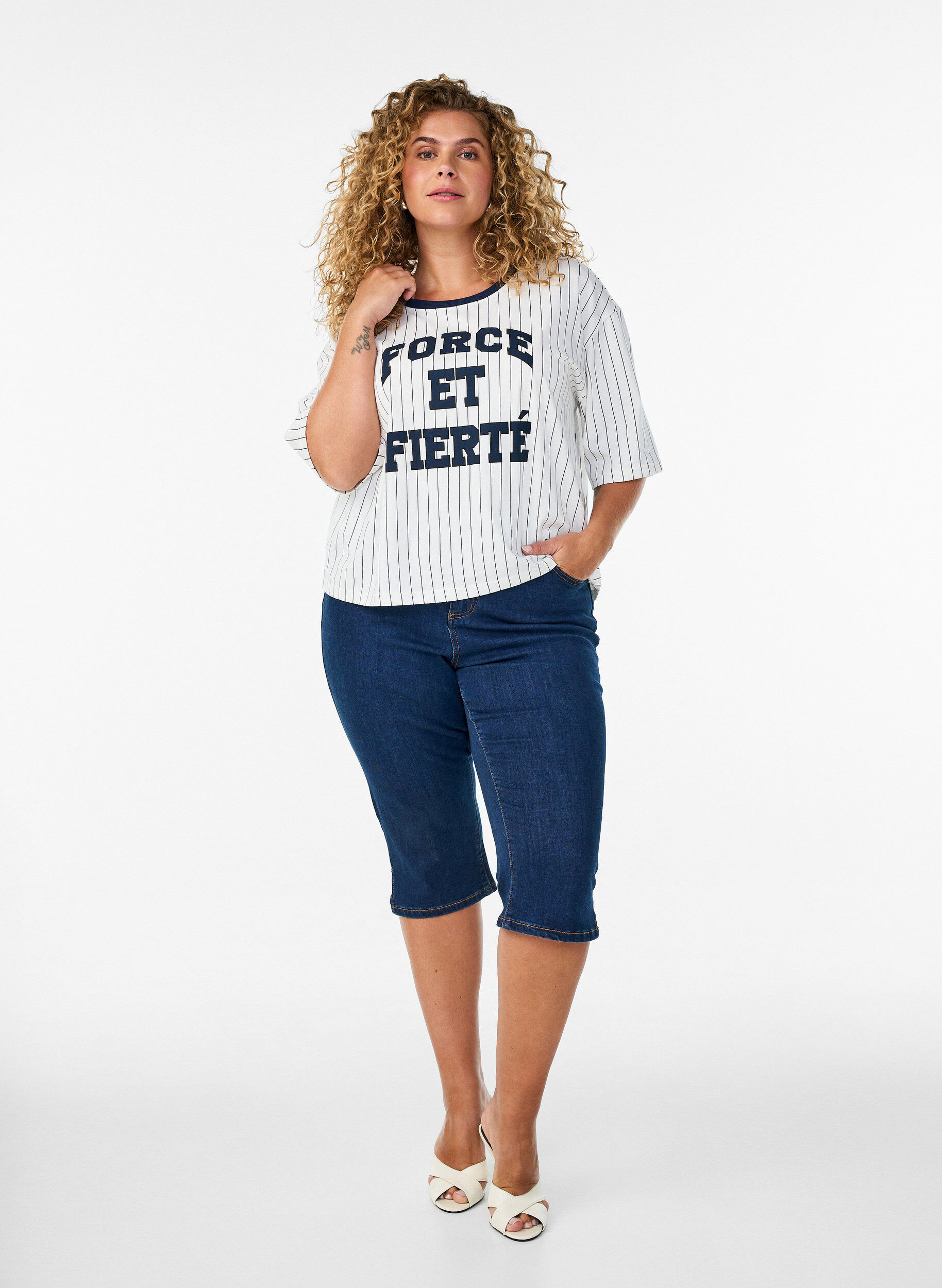 ZizziBoxy T-paita raidoilla ja statement-printill&auml;, Valkoinen, Model image number 1