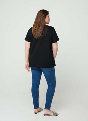 Puuvillainen t-paita , Black, Model image number 1