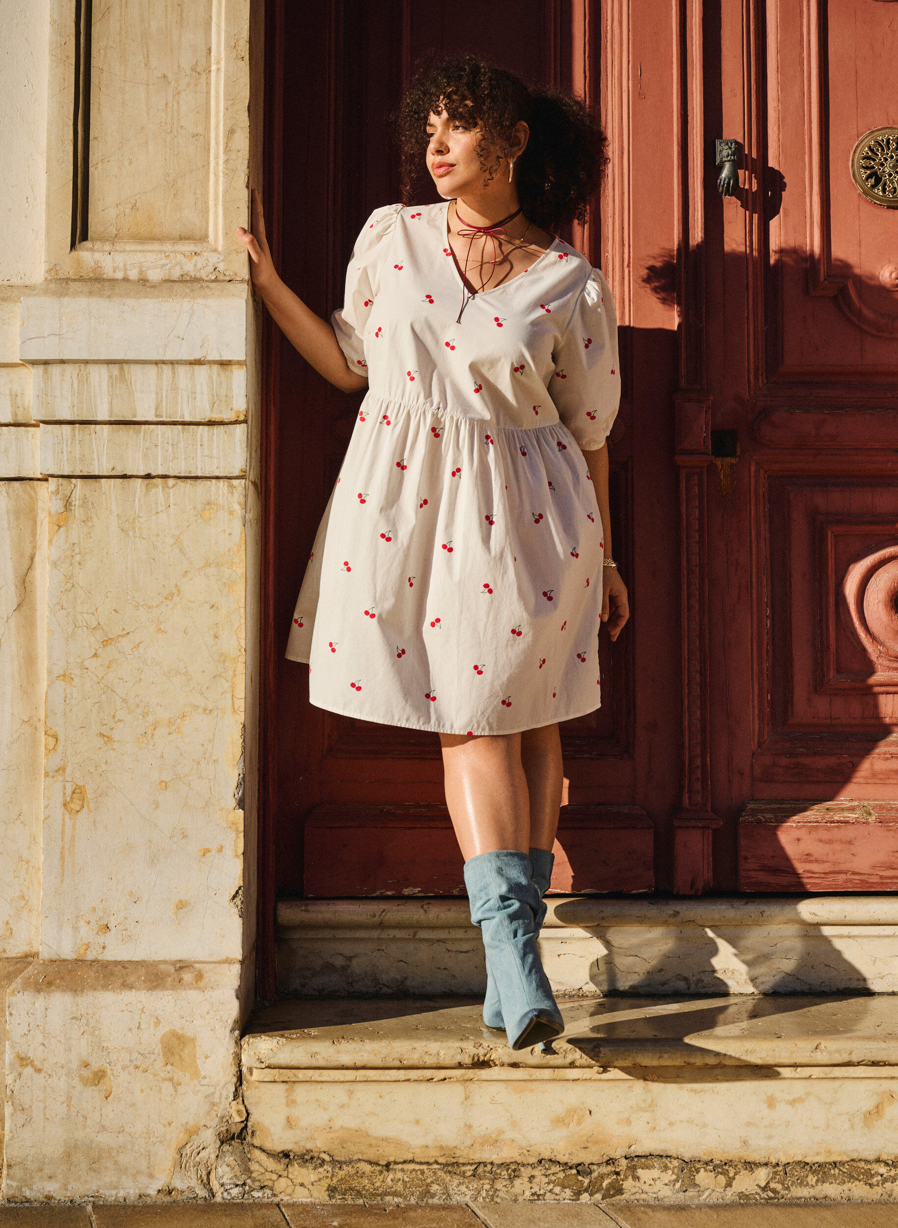 Zizzi Mekko, jossa on kirsikkakuviointi ja A-malli, B. White/Cherry, Image image number 0