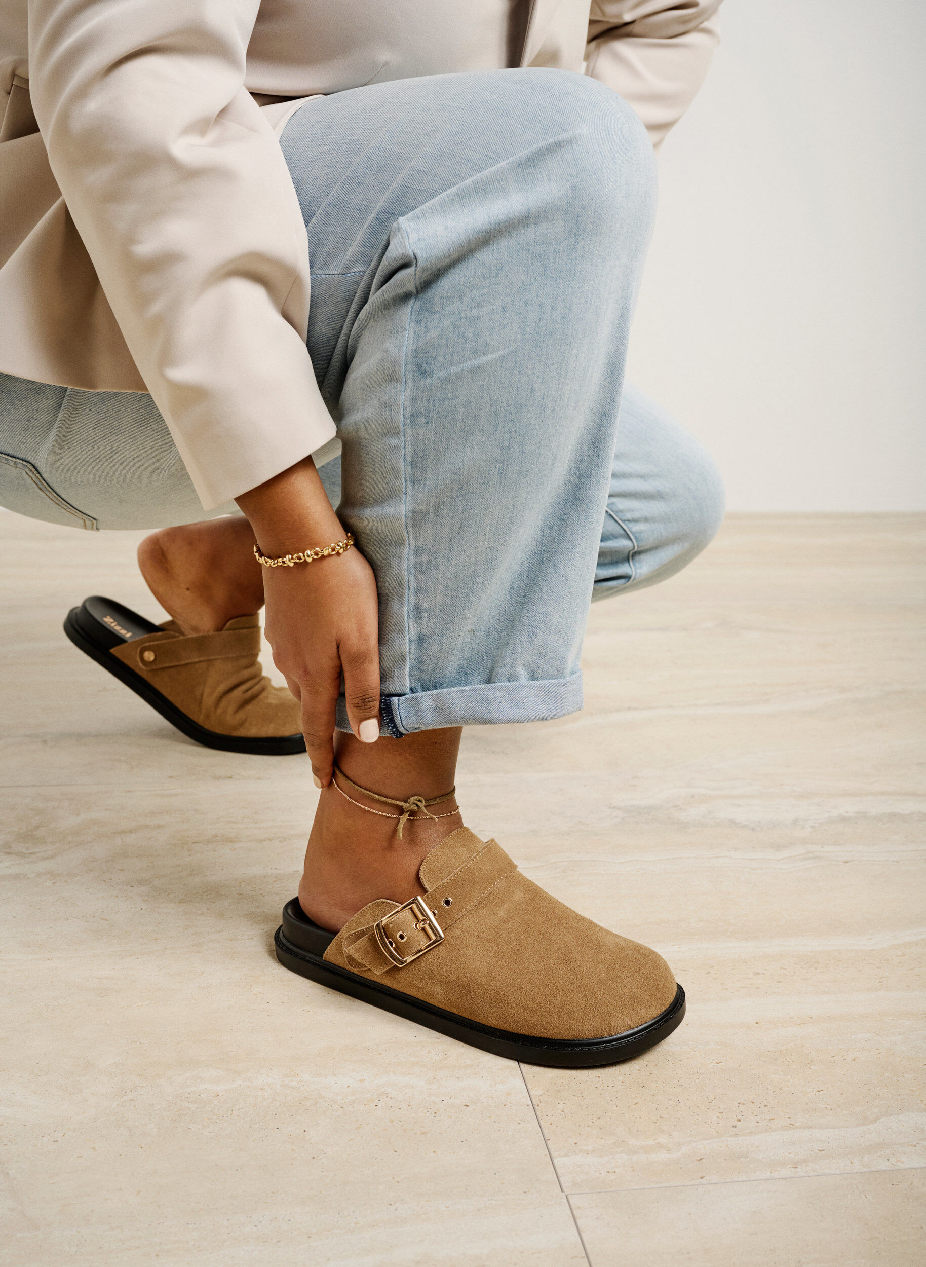 Zizzi Leve&auml;lestiset mokkanahkaiset hollannikkaat, Woodsmoke, Image image number 1