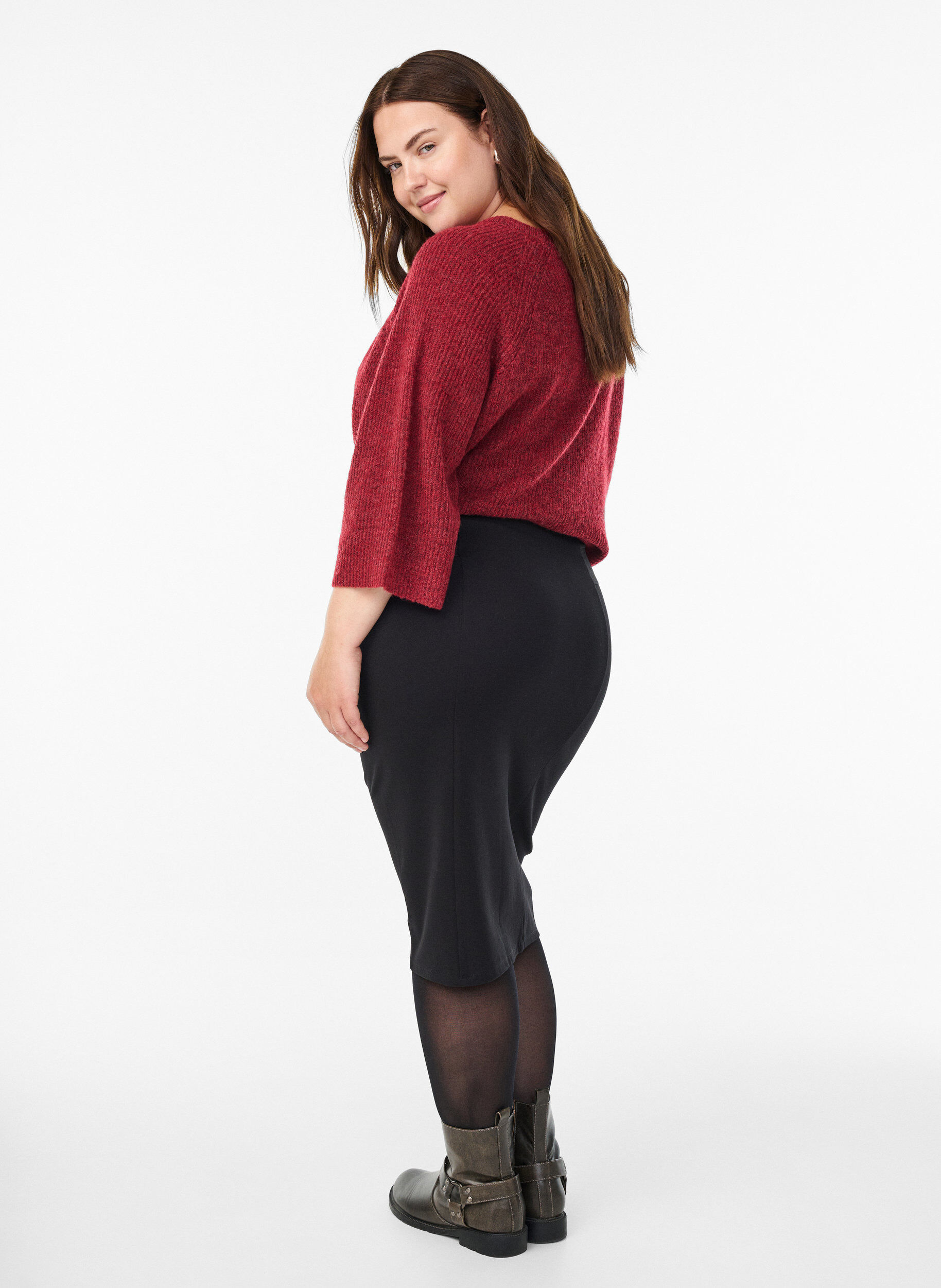 Zizzi Tyk&ouml;istuva hame joustavalla vy&ouml;t&auml;r&ouml;ll&auml;, Musta, Model image number 1