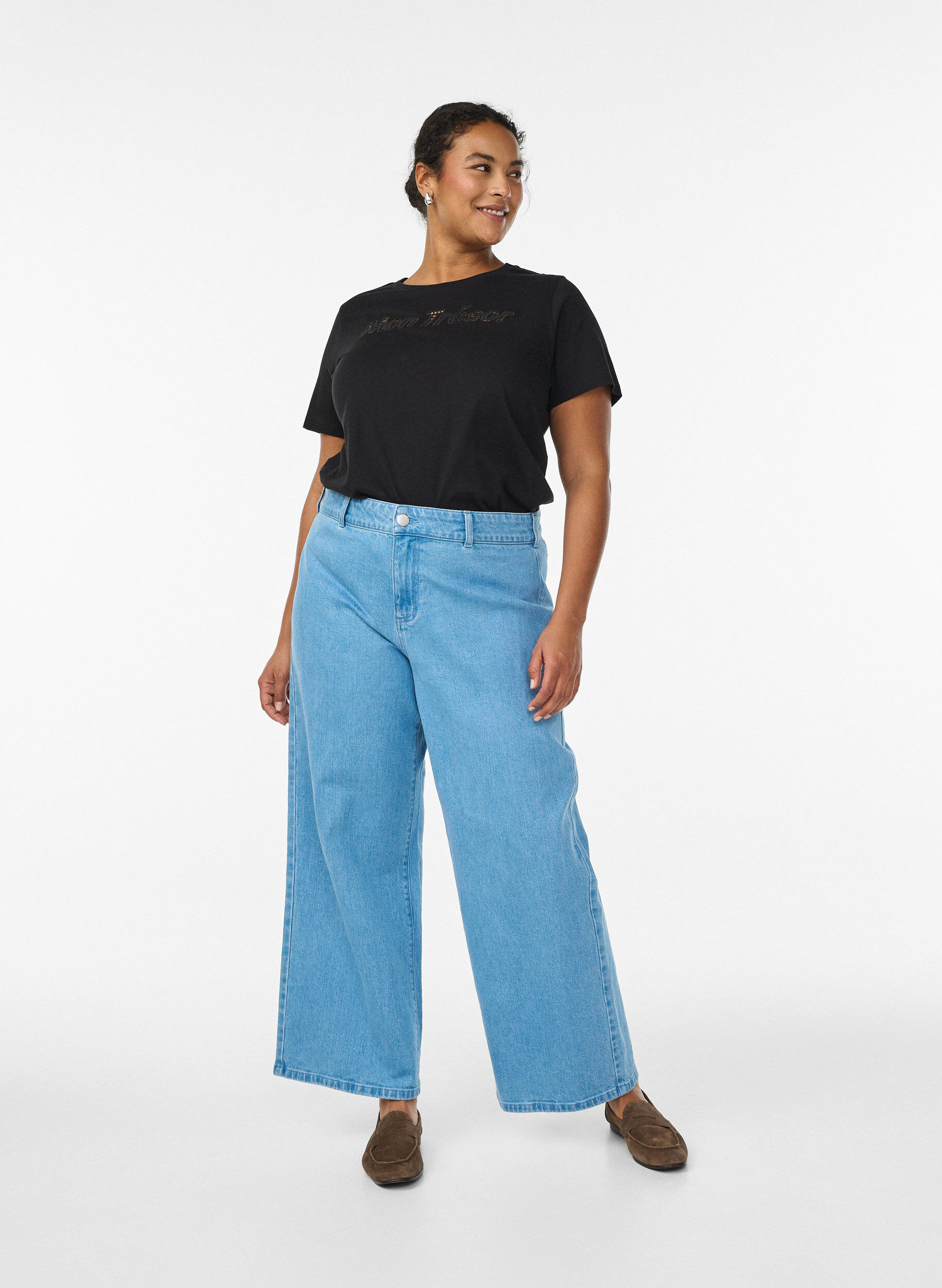 Zizzi Puuvillapaita koristeellisella etudetaljilla, Musta, Model image number 1