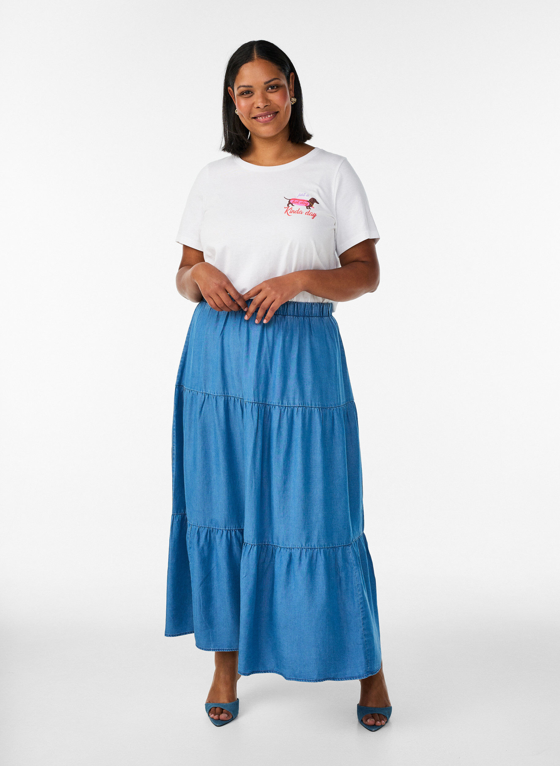 Denim-maxihame r&ouml;yhel&ouml;ill&auml;, Sininen, Model