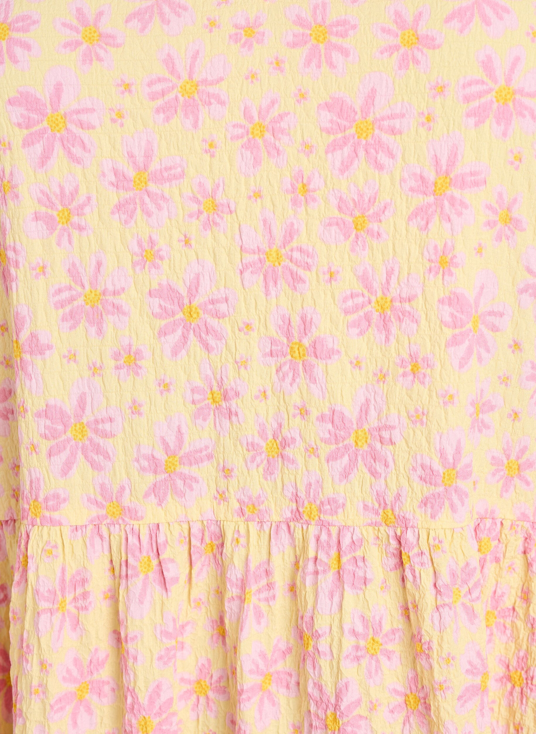 ZizziNilkkapituinen mekko lyhyill&auml; hihoilla ja kerroksellisilla r&ouml;yhel&ouml;ill&auml;, Keltainen, Packshot image number 2