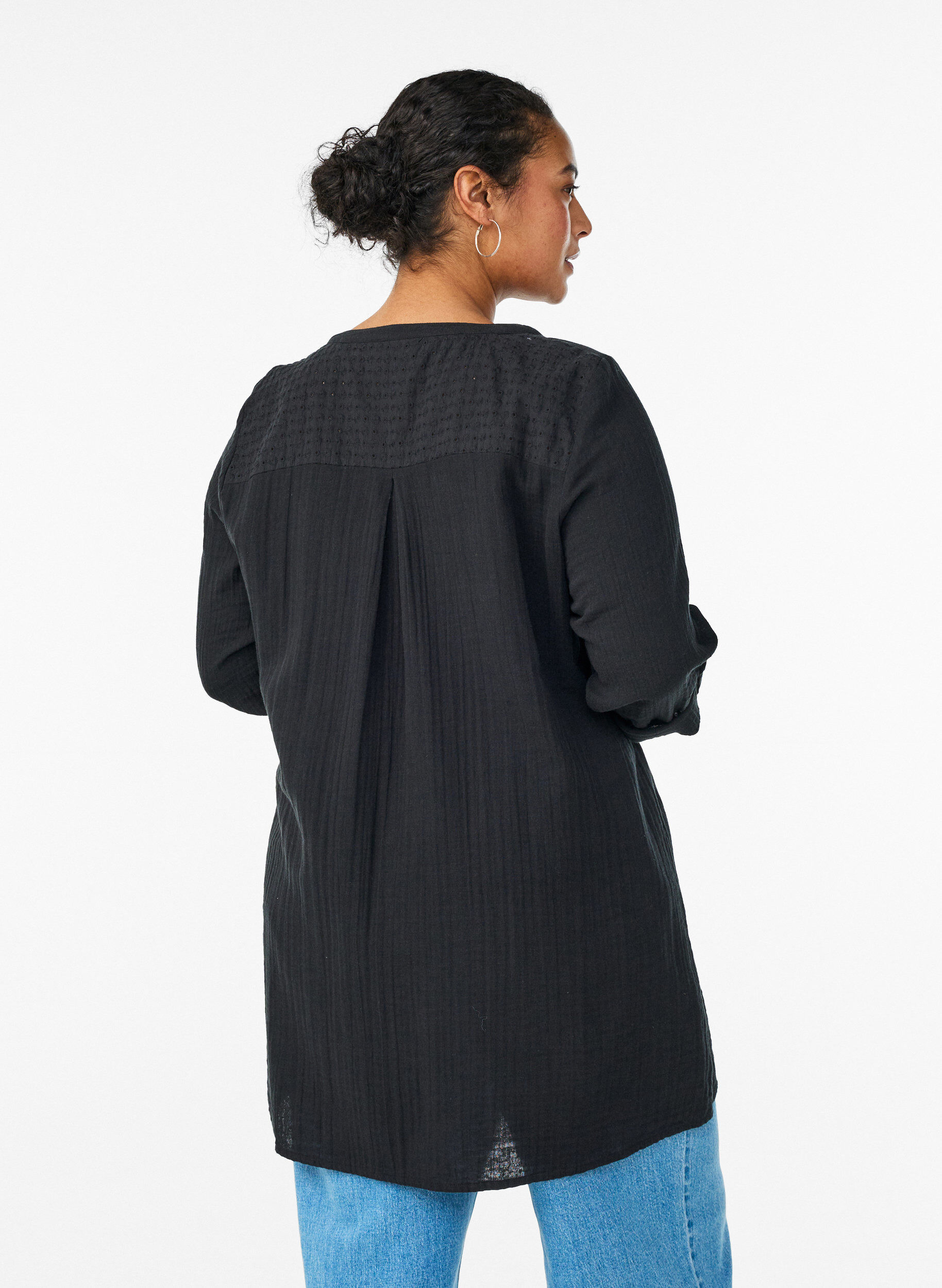 Zizzi Puuvillamusliinitunika brodeeratulla pitsill&auml;, Musta, Model image number 2