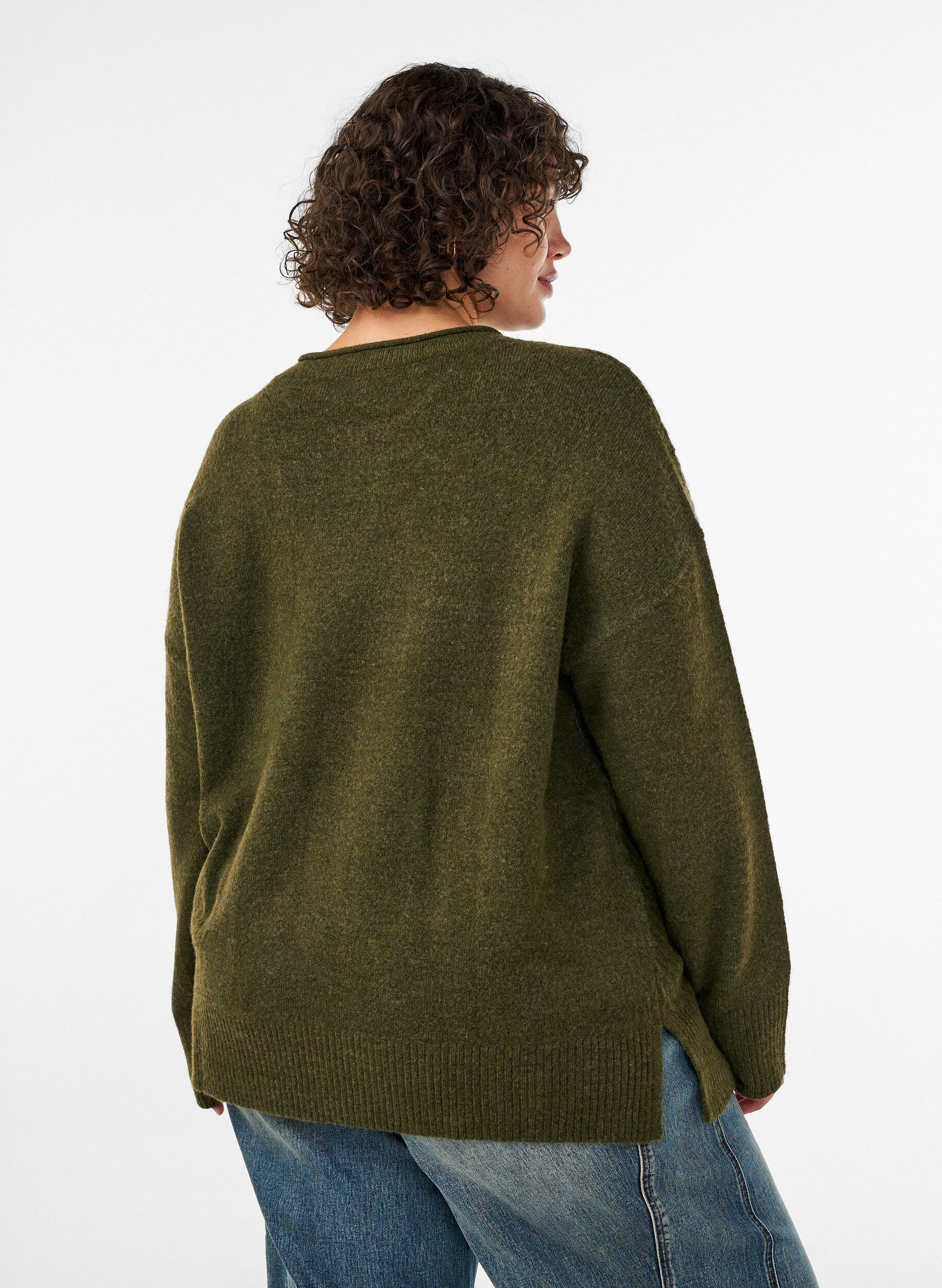 ZizziNeulepusero, jossa V-muotoinen ribikuvio ja halkiot, Vihre&auml;, Model image number 2