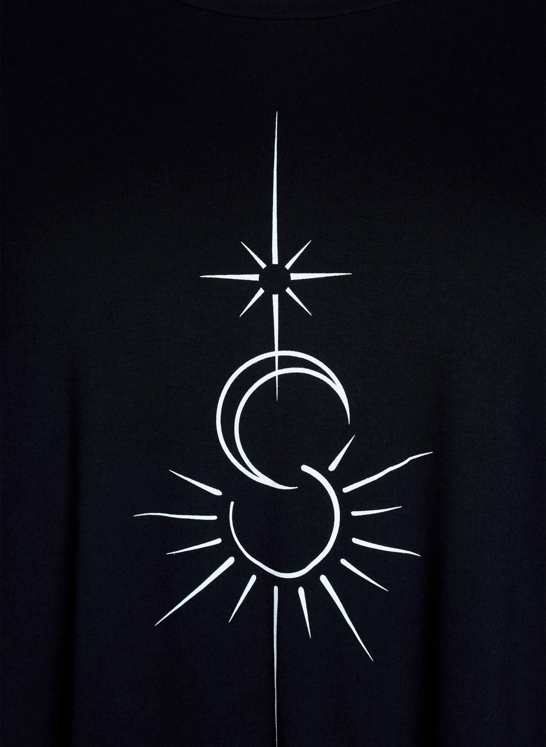 Zizzi Rento viskoosinen y&ouml;paita, Musta, Packshot image number 2