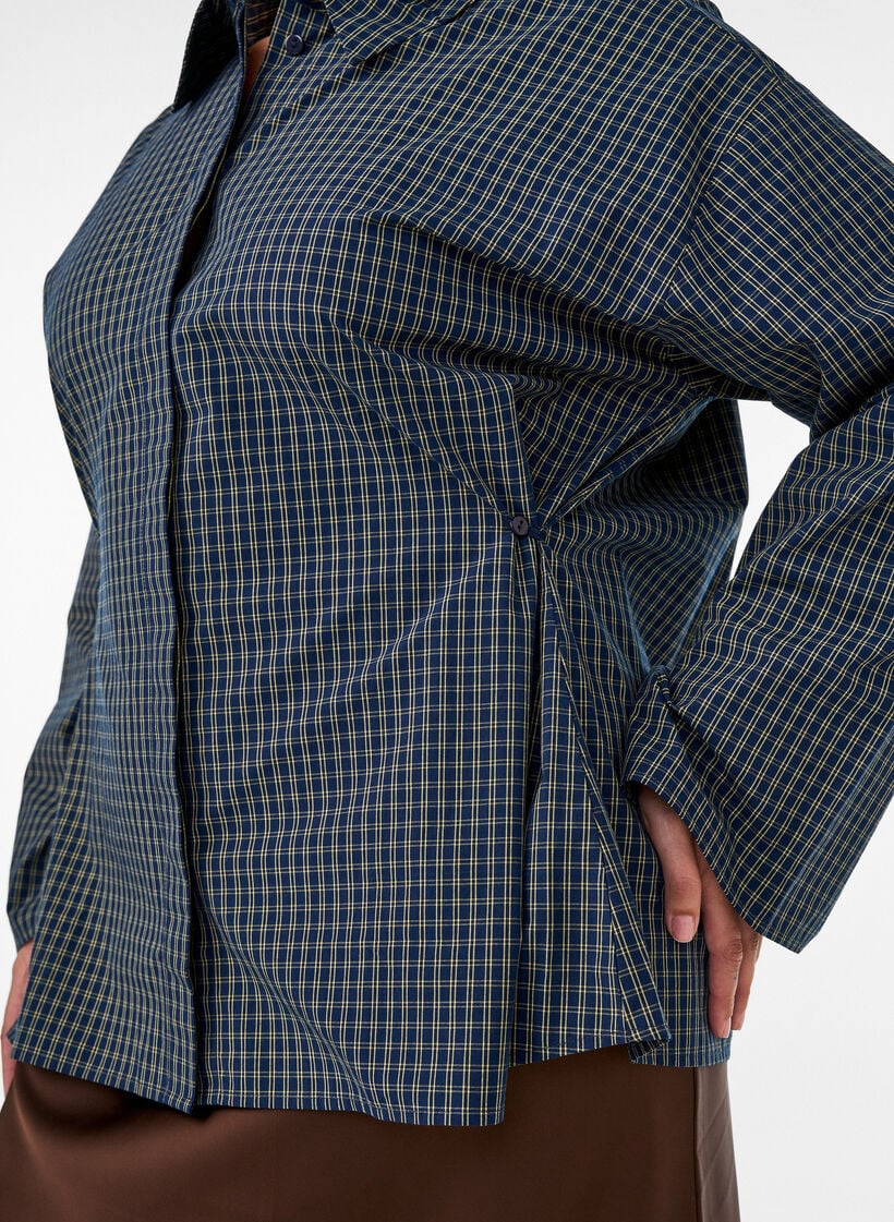 Puuvillapaita ruutukuosilla ja piilonappikiinnityksell&auml;, Sininen, Model image number 3