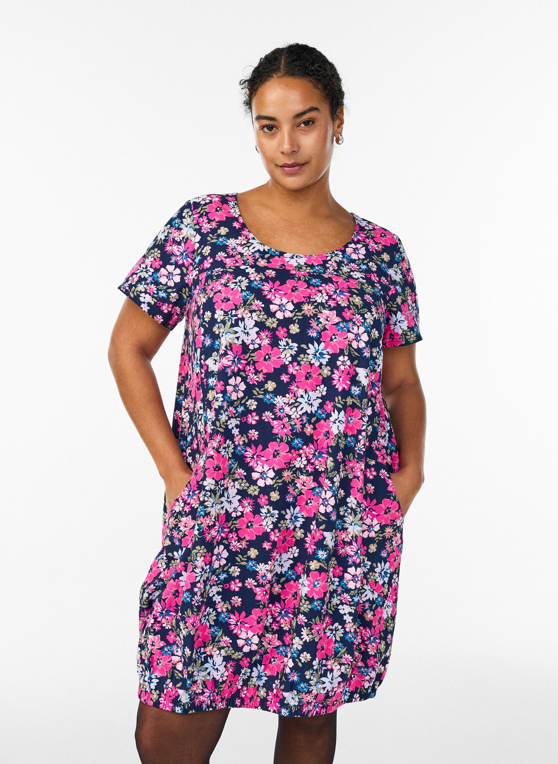 Zizzi Lyhythihainen puuvillamekko printill&auml;, Sininen, Model image number 0