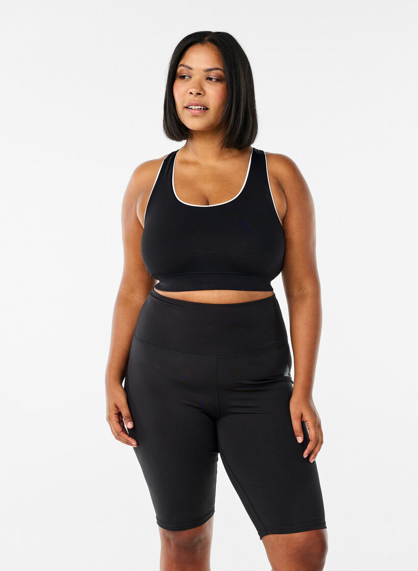 Pitk&auml;t ja tyk&ouml;istuvat treenishortsit , Musta, Model