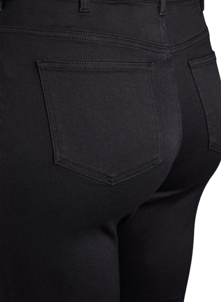 Super slim Amy-farkut korkealla vy&ouml;t&auml;r&ouml;ll&auml;, Musta, Packshot image number 3
