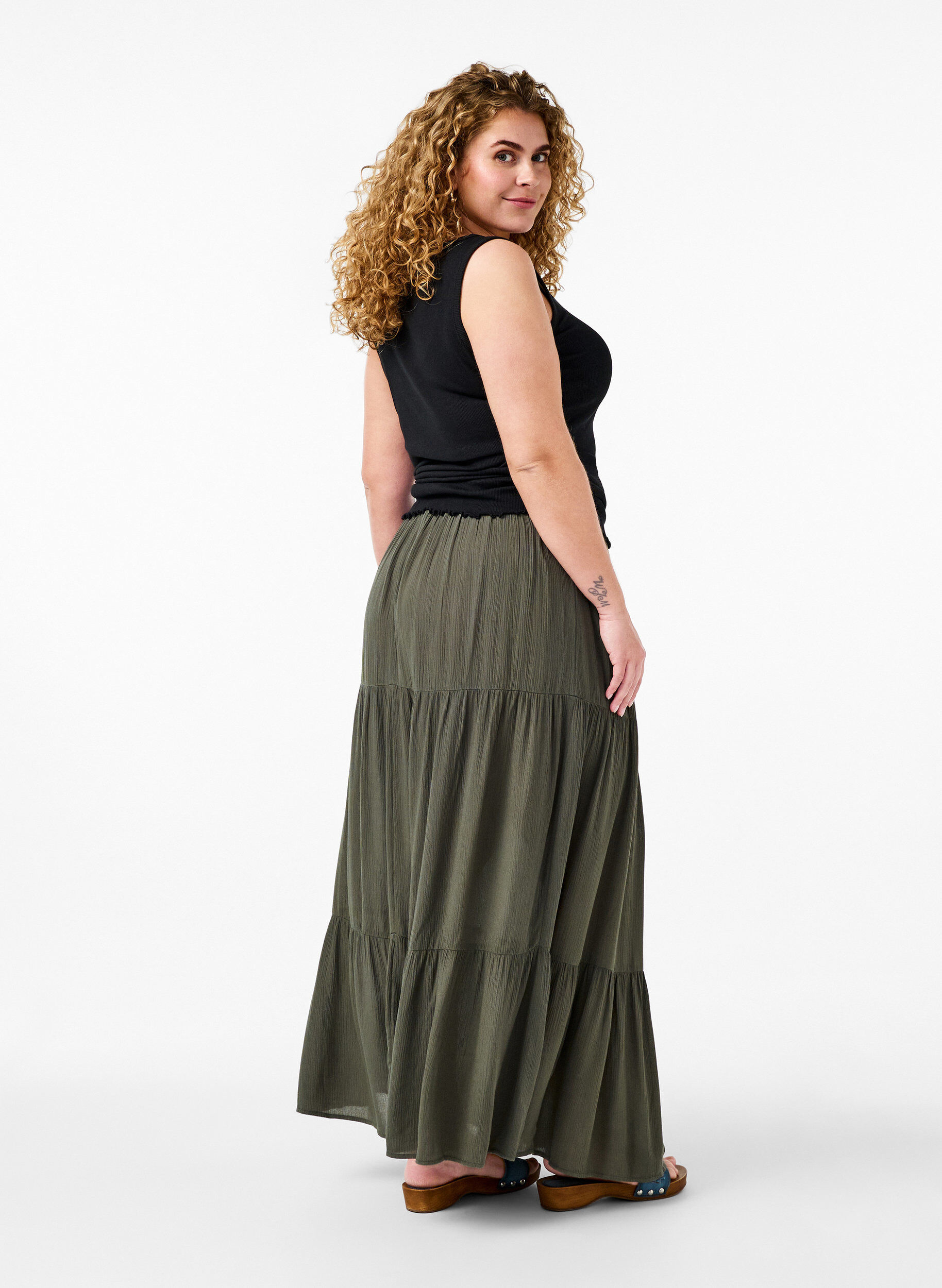 ZizziPitk&auml; hame joustavalla vy&ouml;t&auml;r&ouml;ll&auml;, Vihre&auml;, Model image number 1