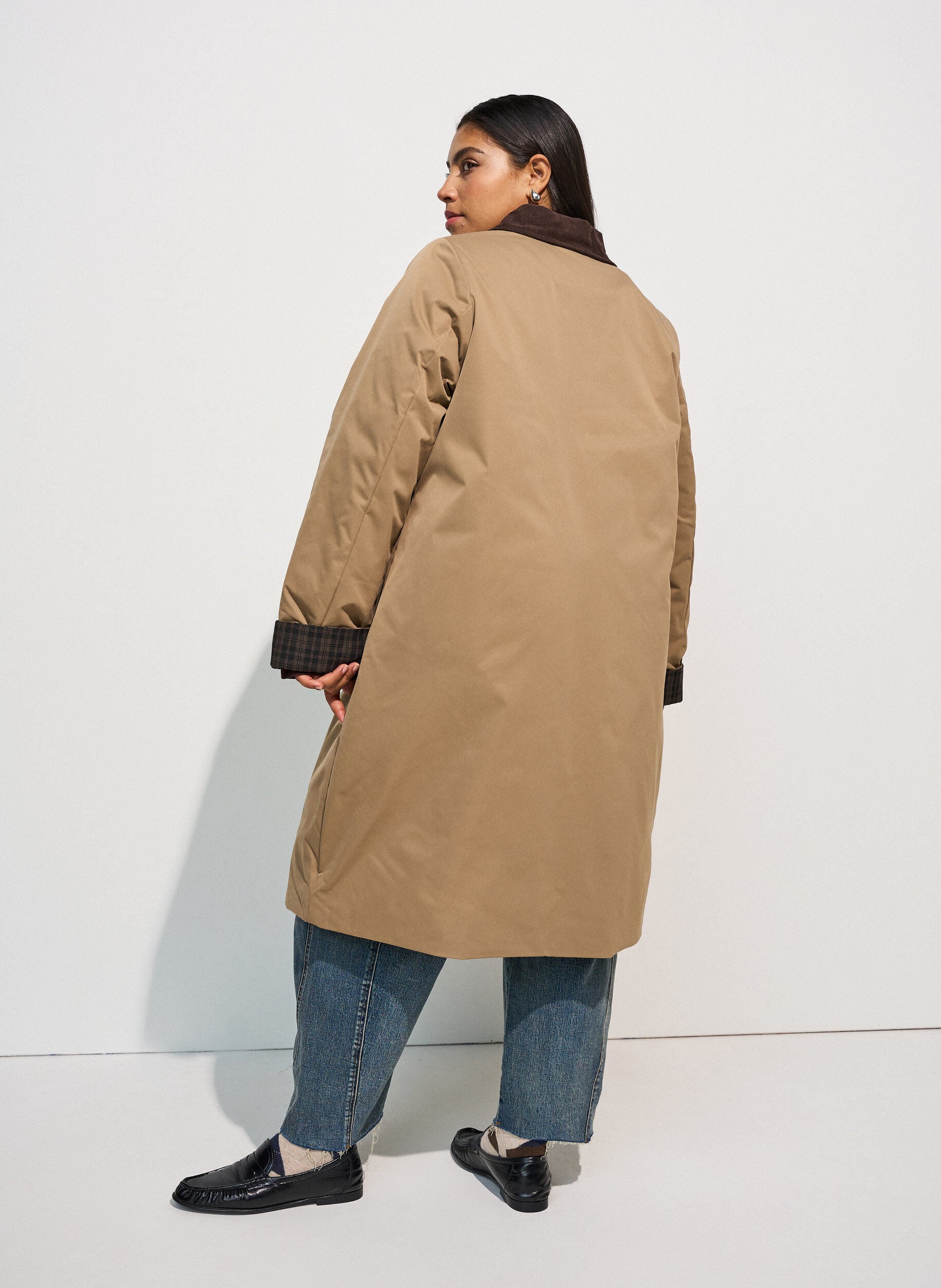 ZizziPuolimittainen takki vakosamettikauluksella, Beige, Model image number 1