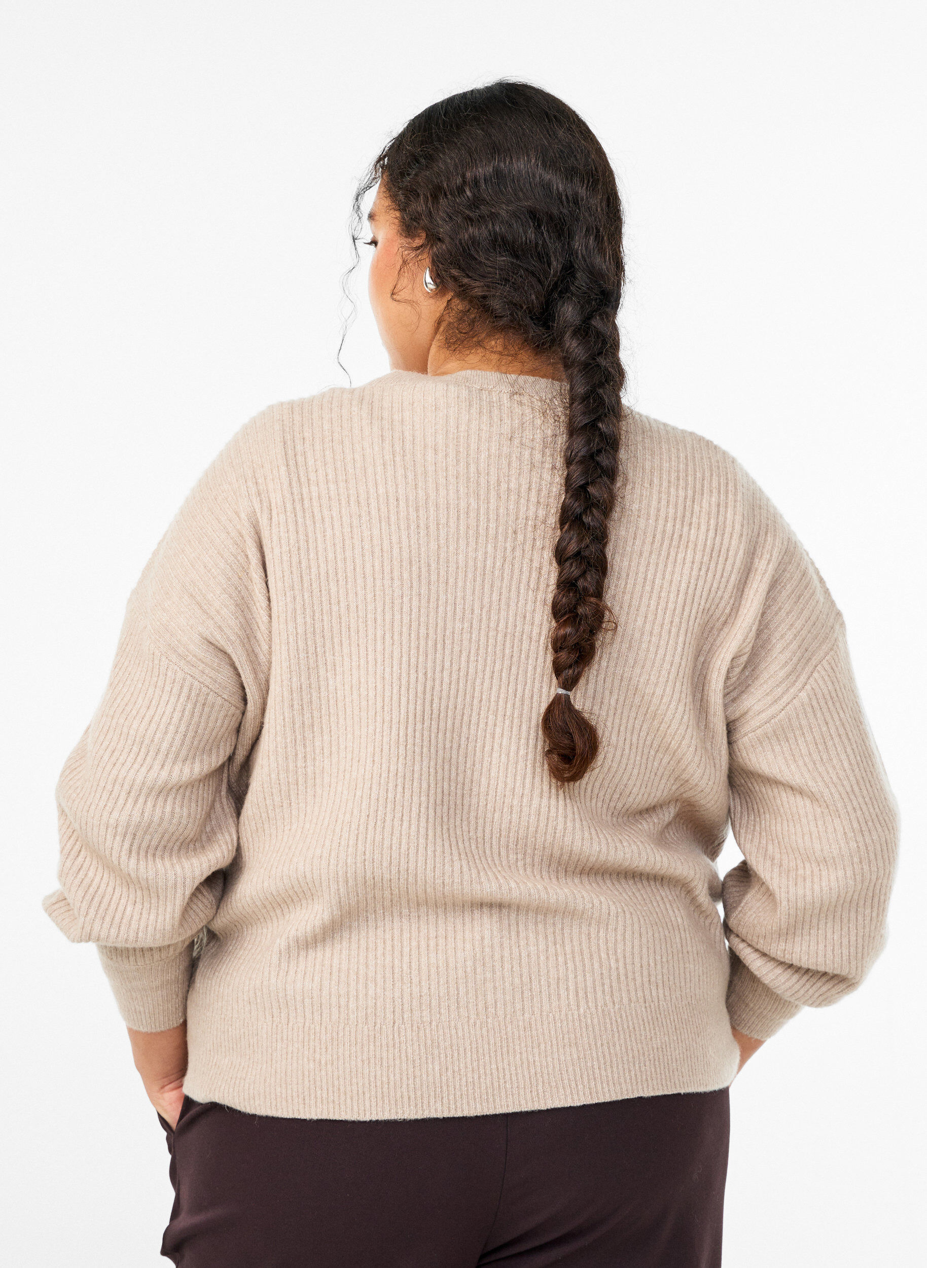 ZizziRibbineuloksesta valmistettu neuletakki napeilla, Beige, Model image number 2