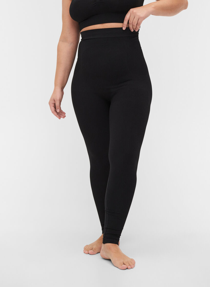 Shapewear-leggingsit korkealla vyötäröllä, Black, Model image number 2