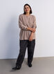 Neulepusero ribbineuloksella ja nappiyksityiskohdilla, Beige, Model image number 1