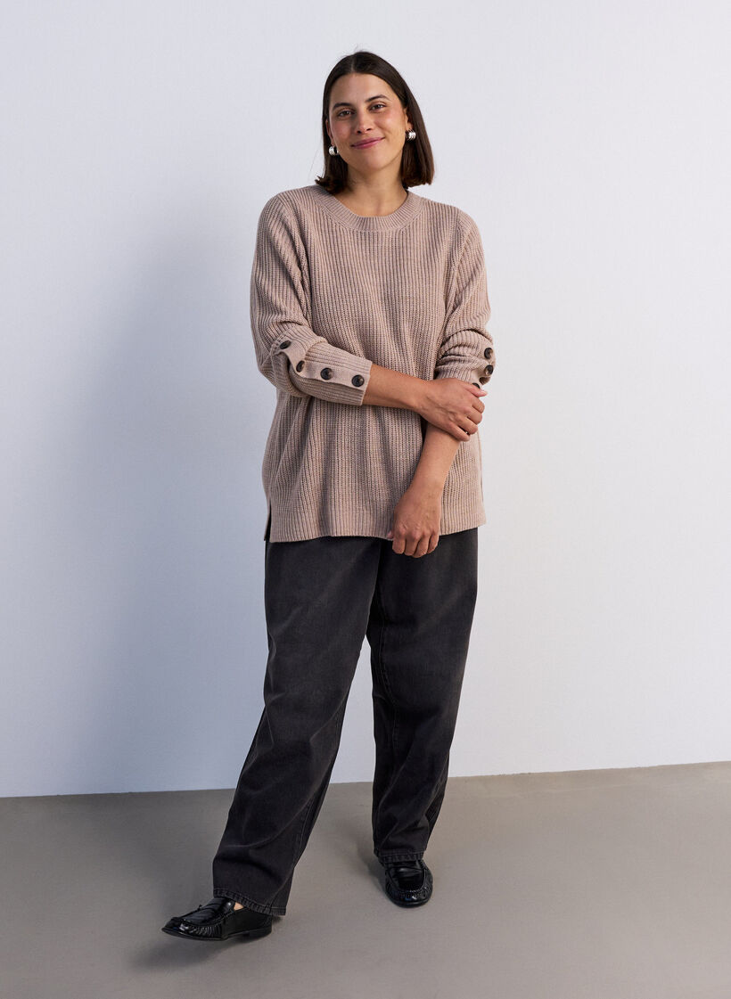 Neulepusero ribbineuloksella ja nappiyksityiskohdilla, Beige, Model image number 1