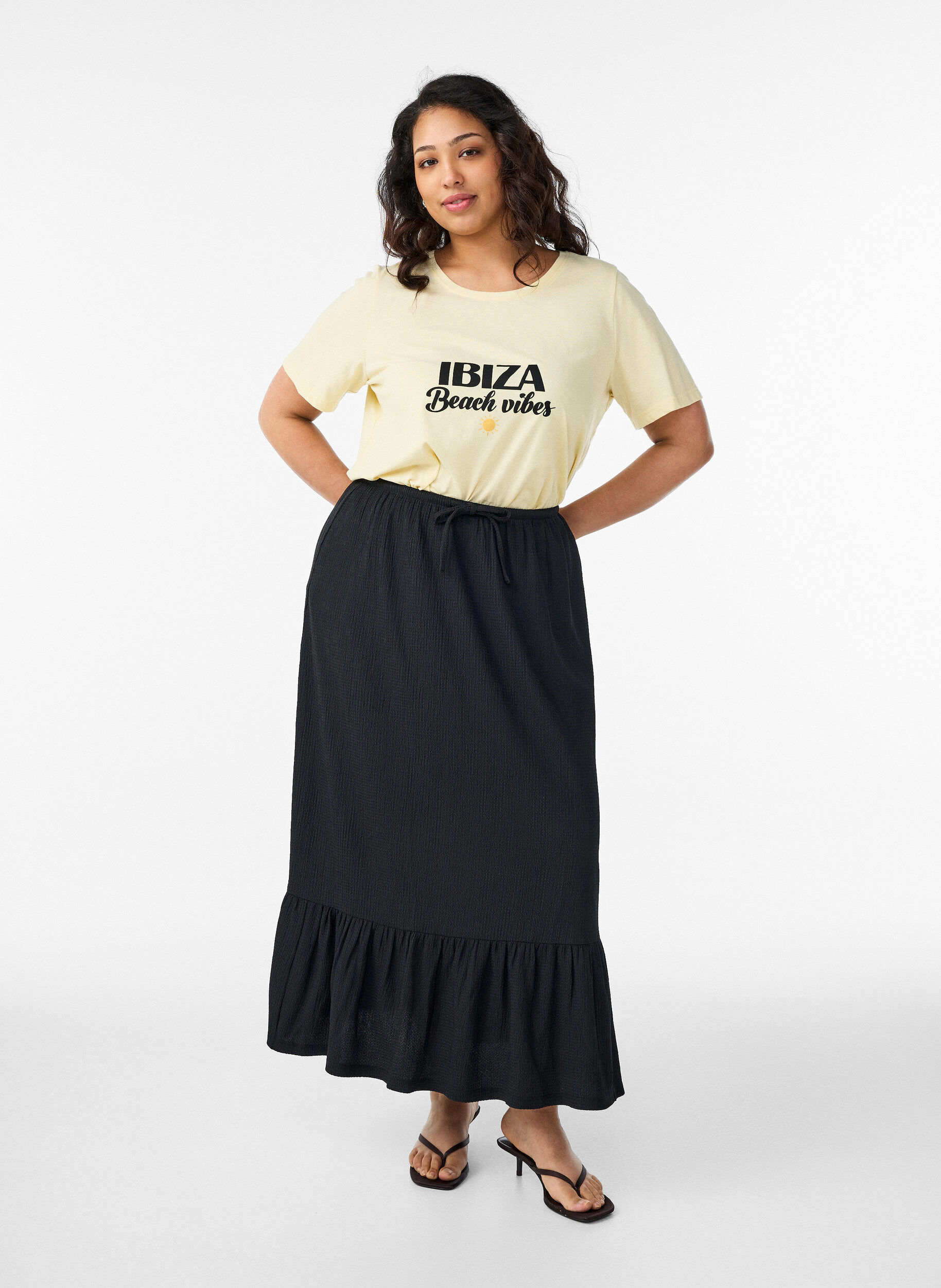 ZizziT-paita printill&auml;, Keltainen, Model image number 1