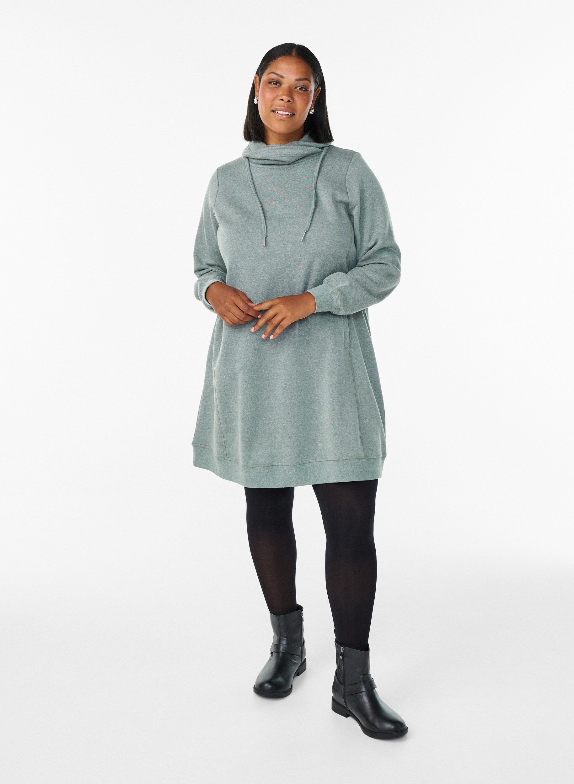 ZizziLyhyt swetarimekko korkealla kauluksella ja taskuilla, Vihre&auml;, Model image number 1
