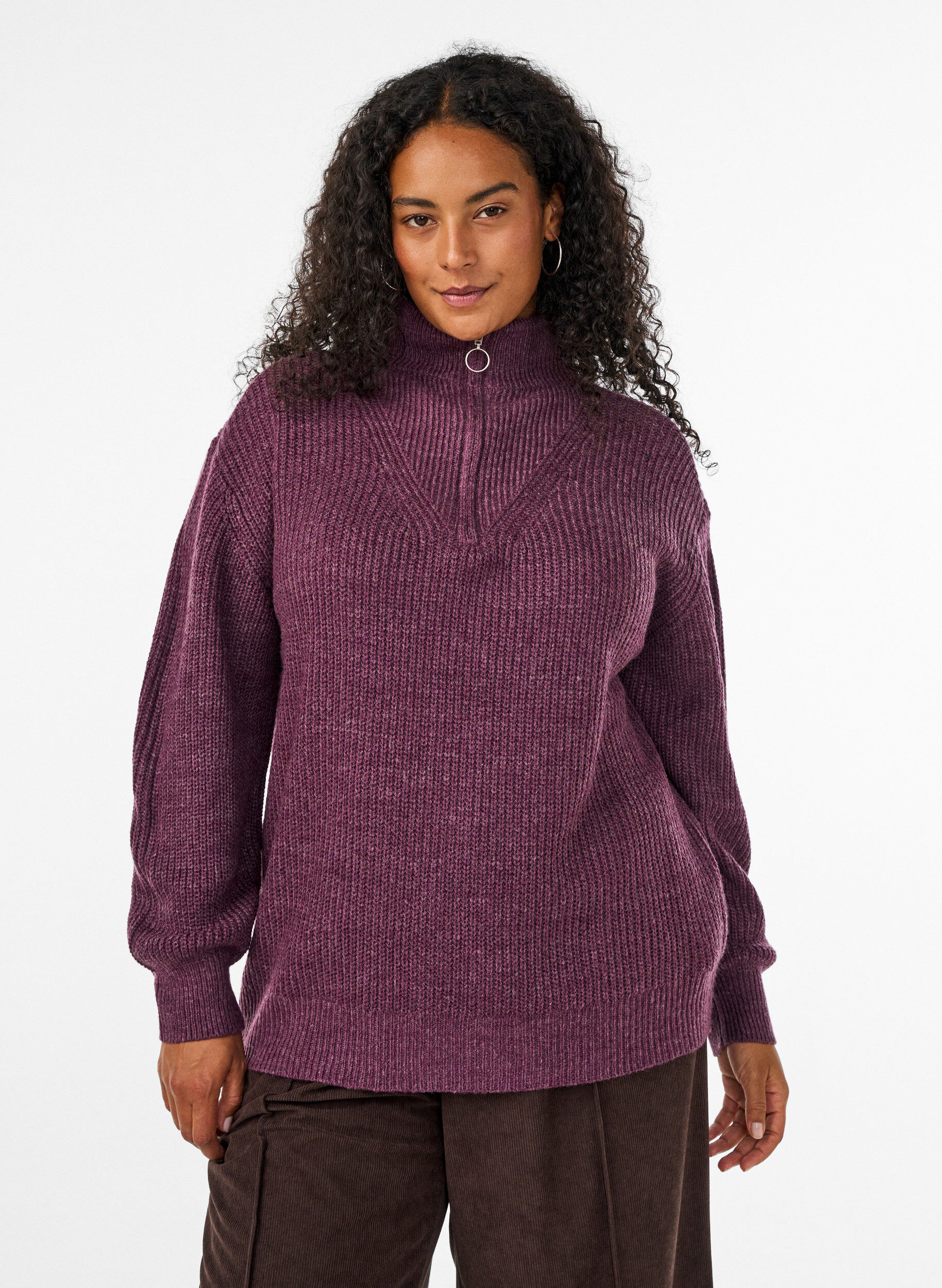 ZizziNeulepusero, jossa korkea kaulus ja vetoketju, Violetti, Model image number 0