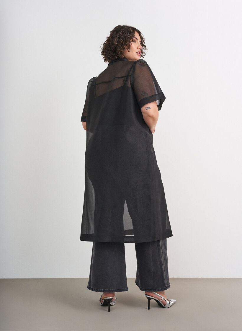 Organza-mekko rintataskuilla ja puffihihoilla, Musta, Model image number 2