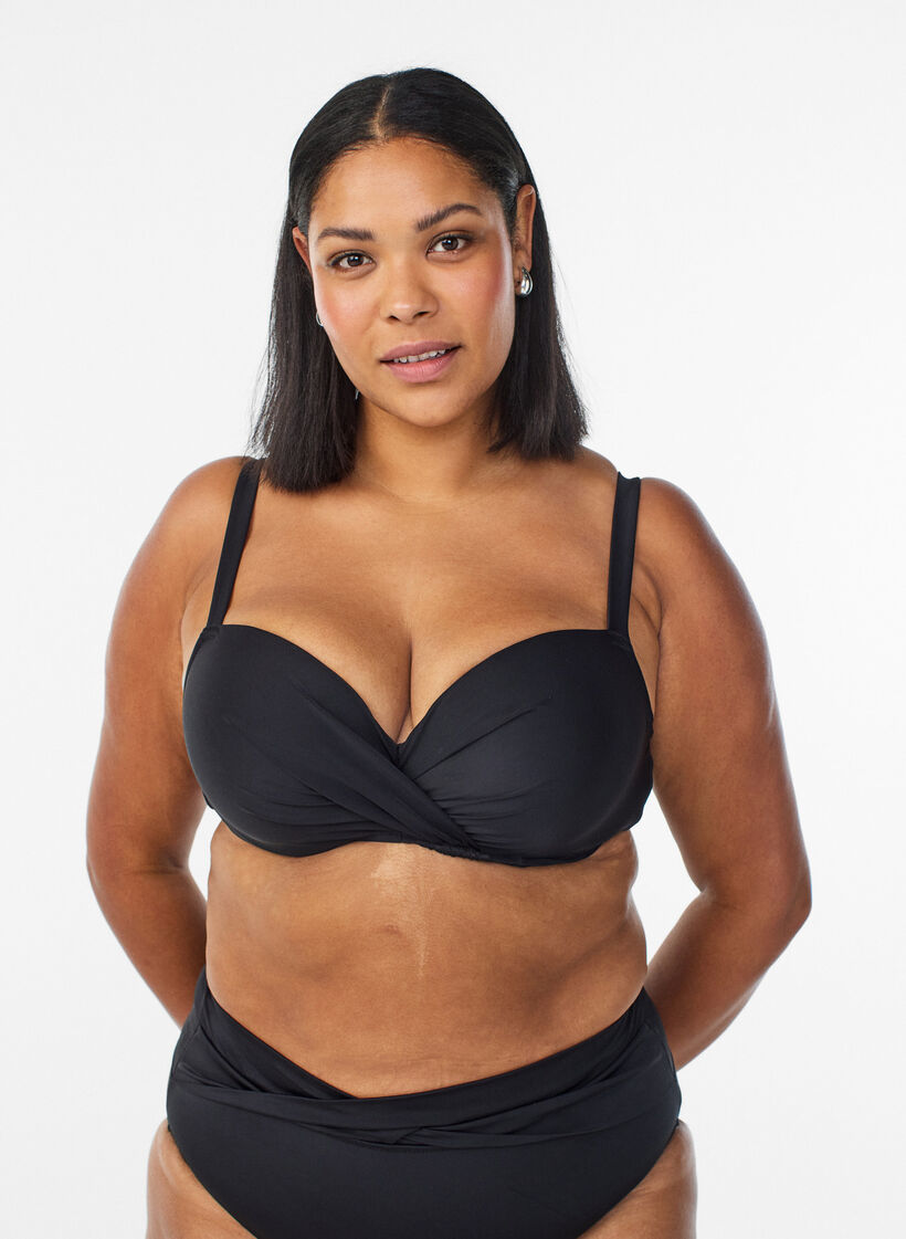 Kaarituelliset bikiniliivit rypytyksell&auml;, Musta, Model image number 0