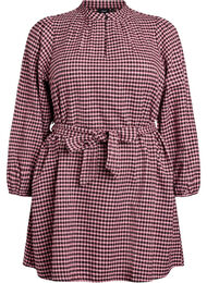 Lyhyt ruutumekko solmittavalla vyöllä, Punainen