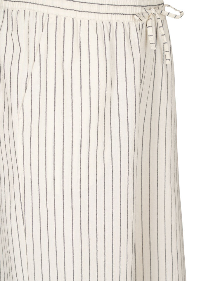 V&auml;lj&auml;t housut, joissa on korkea vy&ouml;t&auml;r&ouml; ja taskut., Vanilja, Packshot image number 2