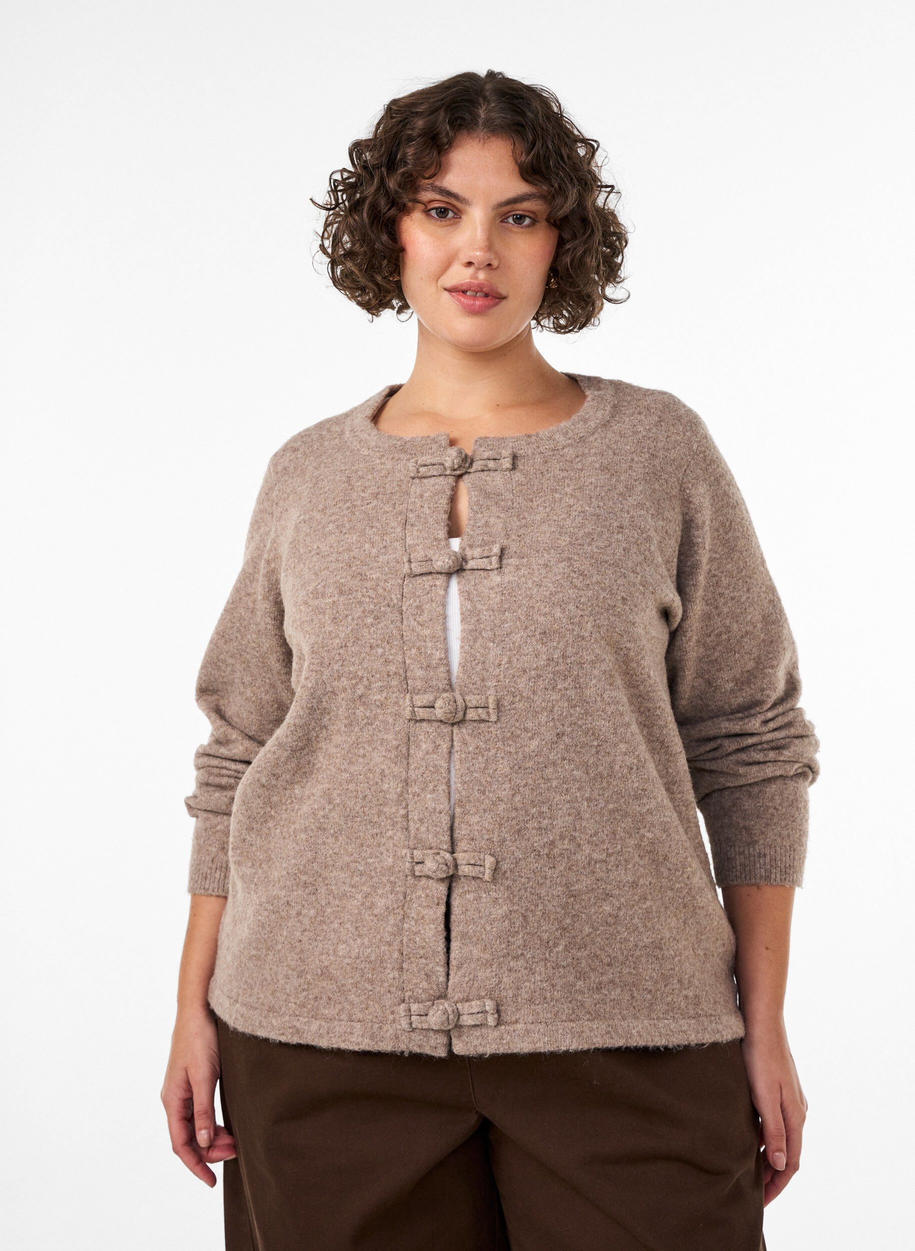ZizziNeuletakki solmukiinnityksill&auml;, Beige, Model image number 0