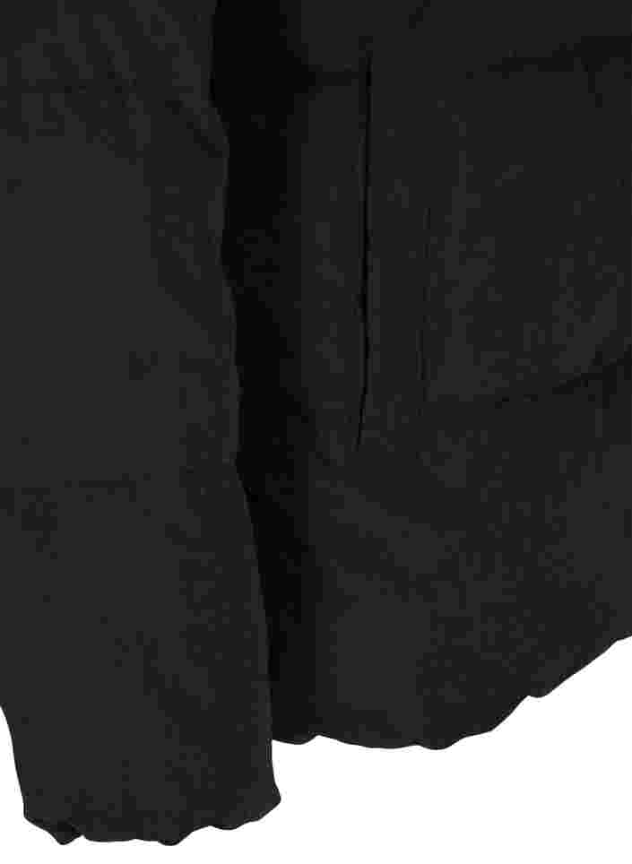 Lyhyt talvitakki vetoketjulla ja korkealla kauluksella, Black, Packshot image number 3