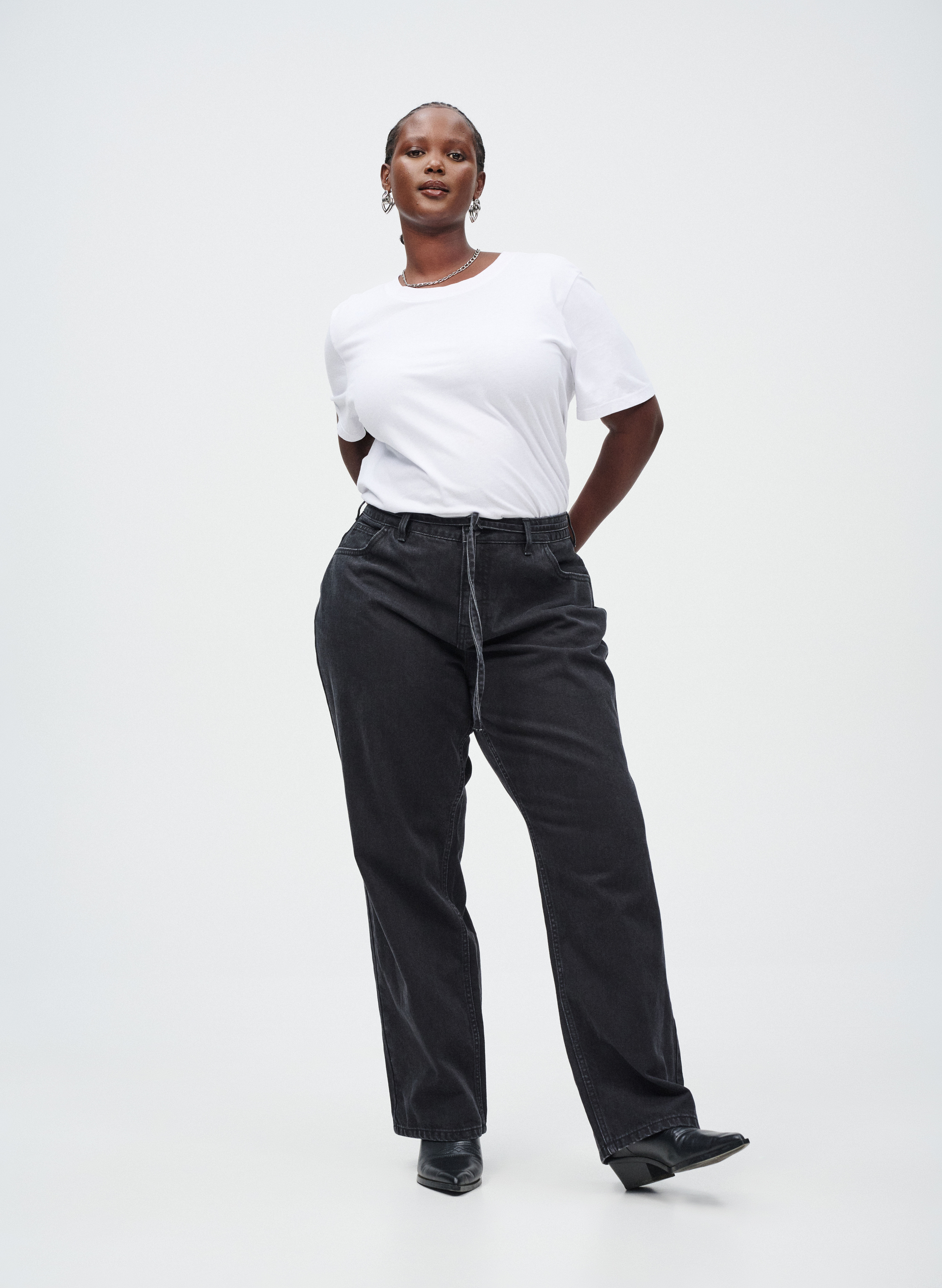 Farkut, joissa on nauhat, , Model