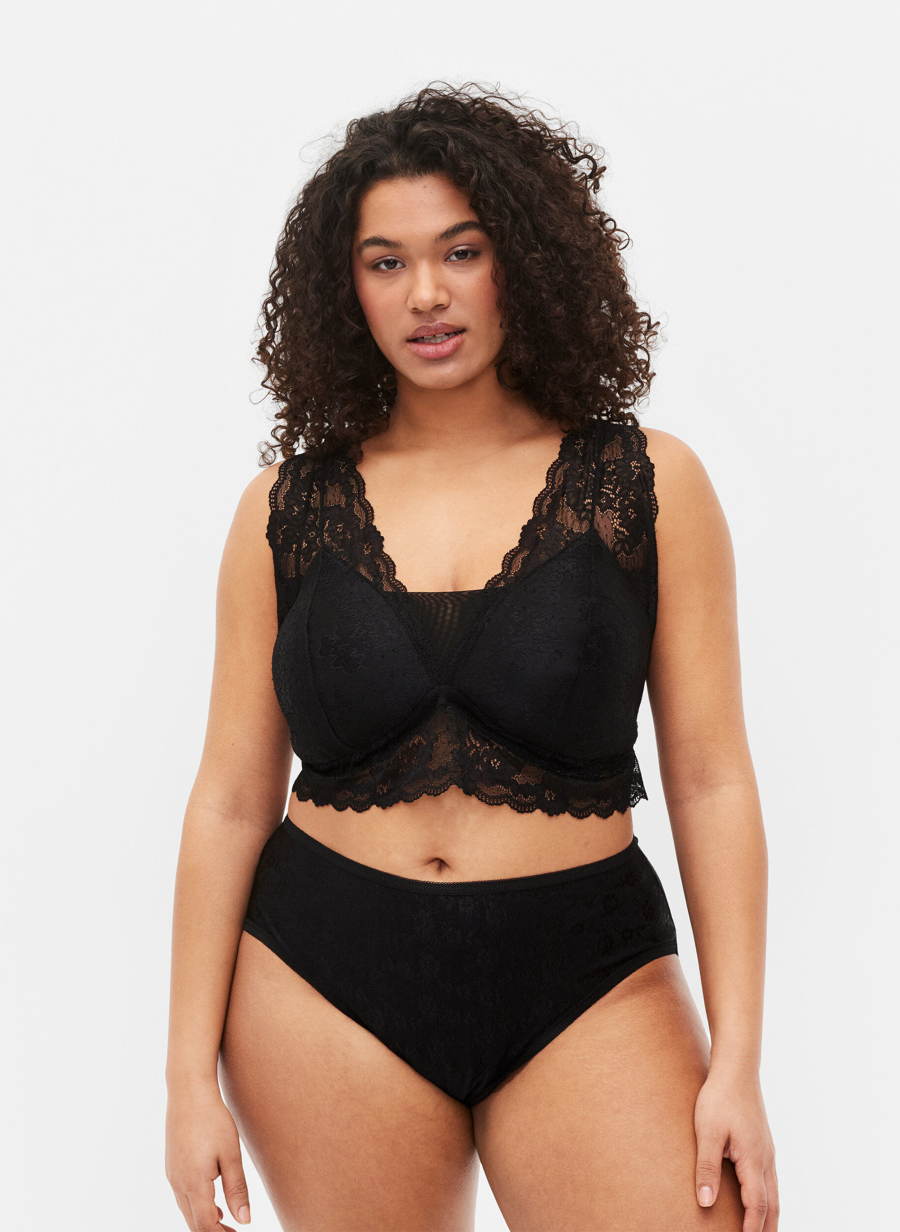 Zizzi Kuukautisalushousut pitsill&auml;, Black/lace, Model image number 0