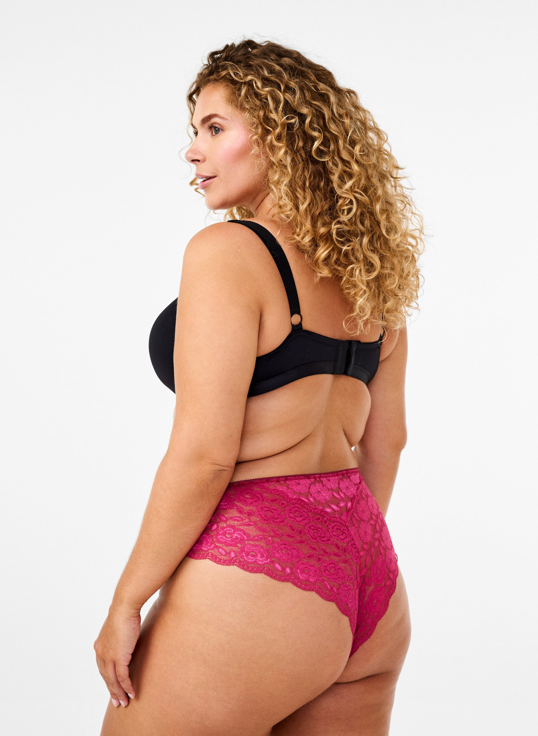 Zizzi Brasilialaiset mikrokuituiset pikkuhousut, joissa on pitsi&auml;, Punainen, Model image number 1