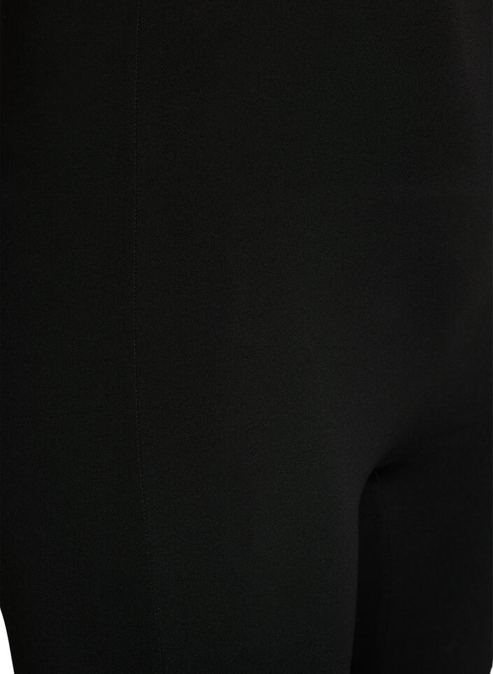 Pitk&auml;lahkeiset kevyet shapewear-shortsit, Musta, Packshot image number 2