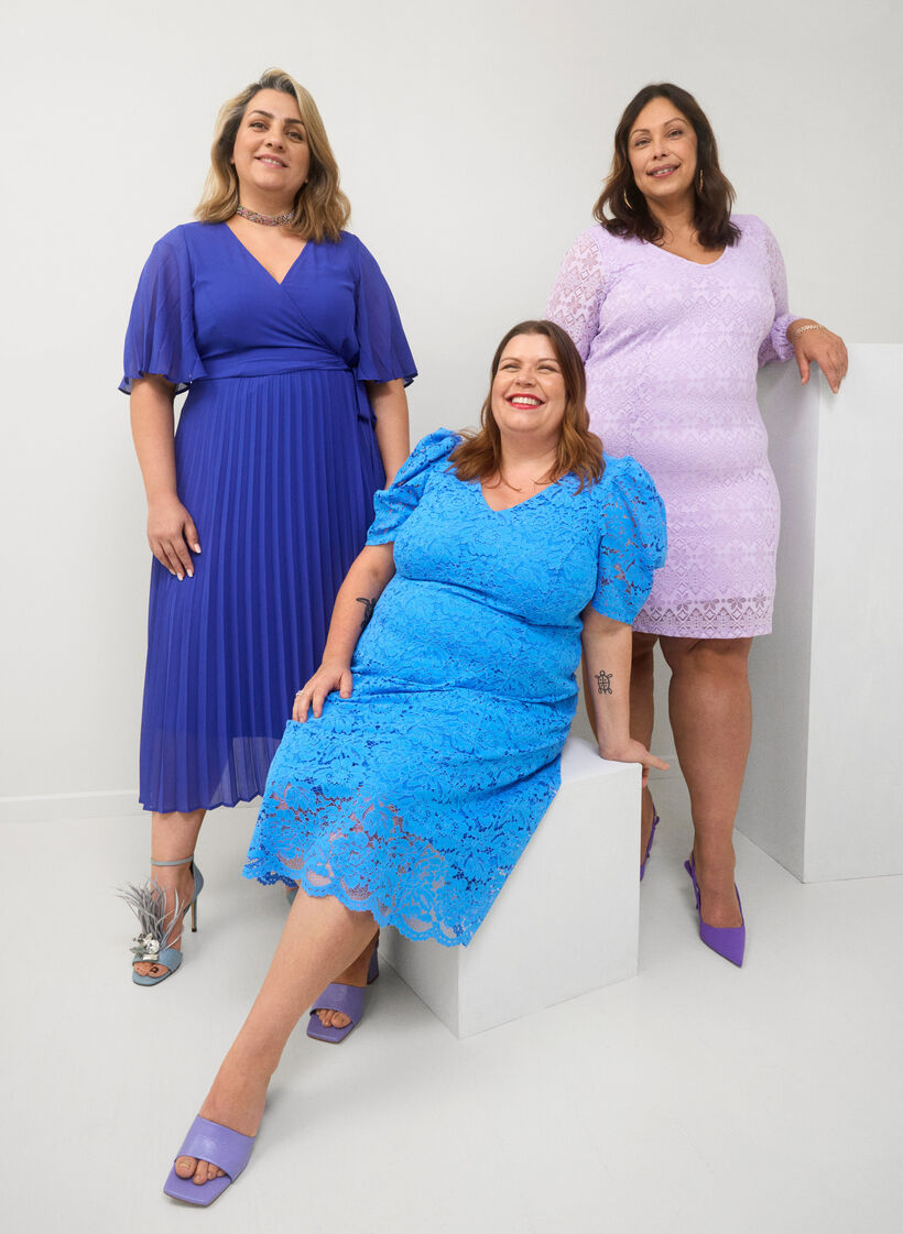 Pitkähihainen pitsimekko v-pääntiellä, Pastel Lilac, Image image number 0