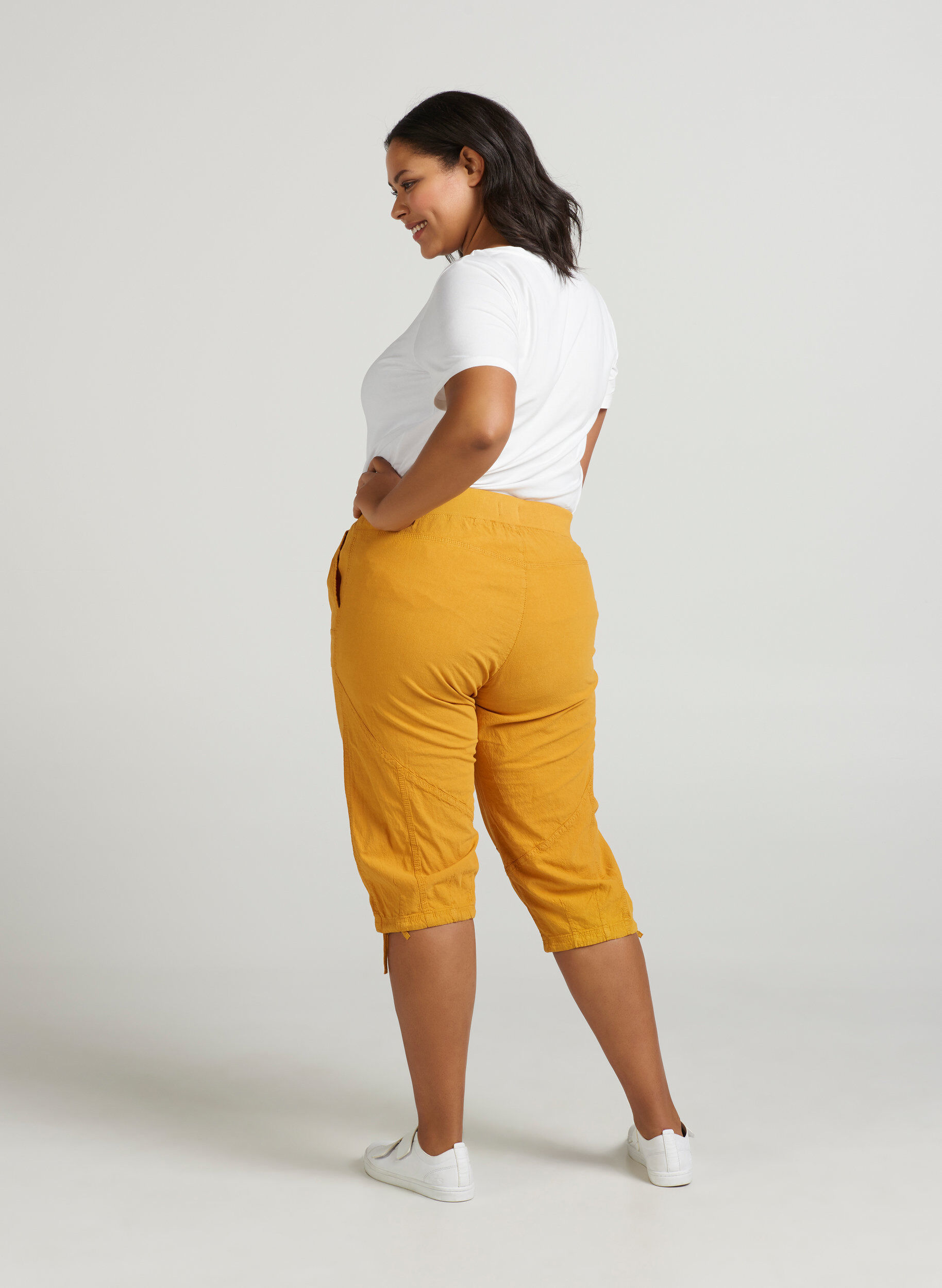 Zizzi Polvihousut, Golden Yellow, Model image number 0