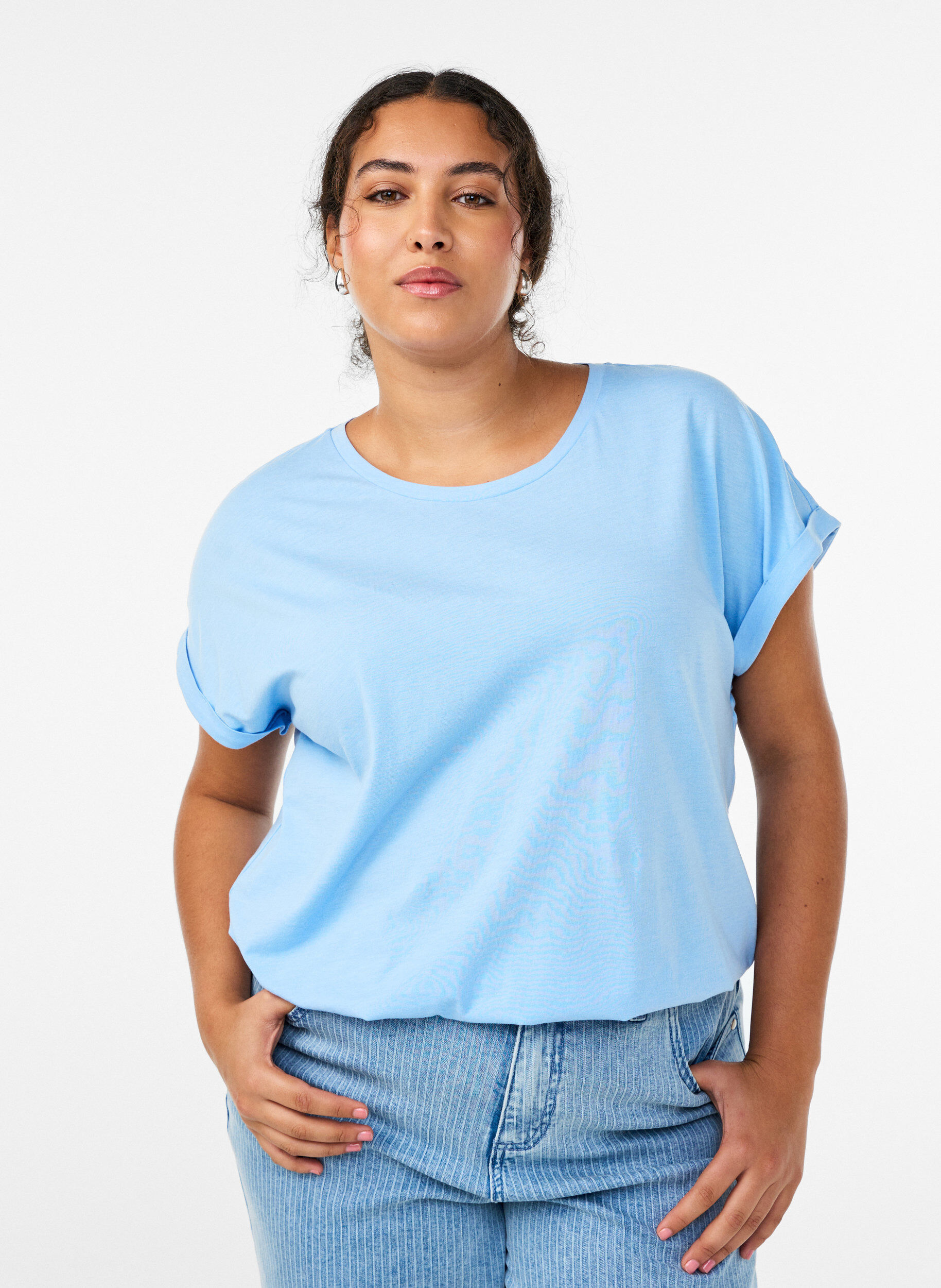 Lyhythihainen t-paita puuvillasekoitteesta, Sininen, Model