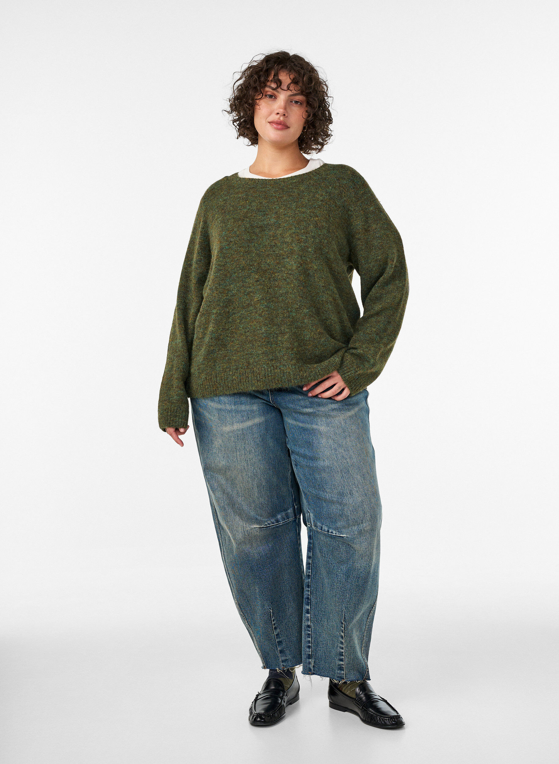 ZizziV&auml;lj&auml; neulepusero py&ouml;re&auml;ll&auml; p&auml;&auml;ntiell&auml;, Vihre&auml;, Model image number 1
