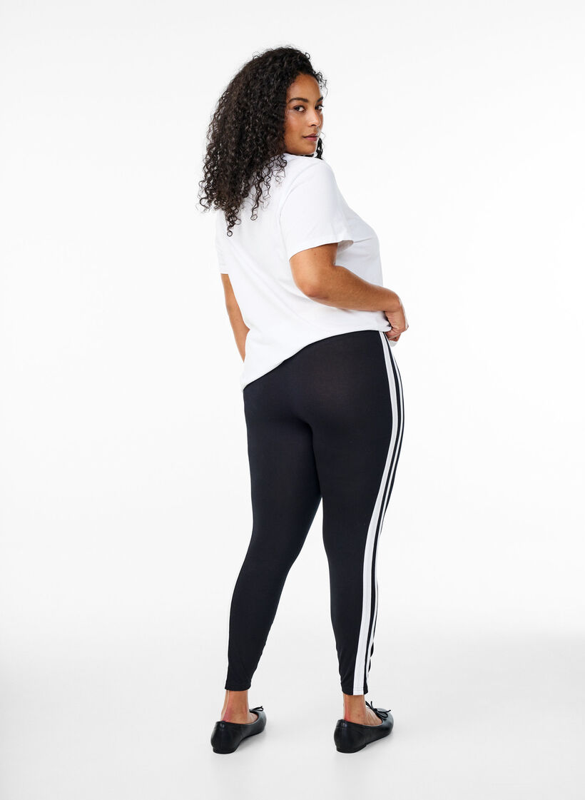 Viskoosileggingsit sivuraidoilla, Black W. Stripe, Model image number 1