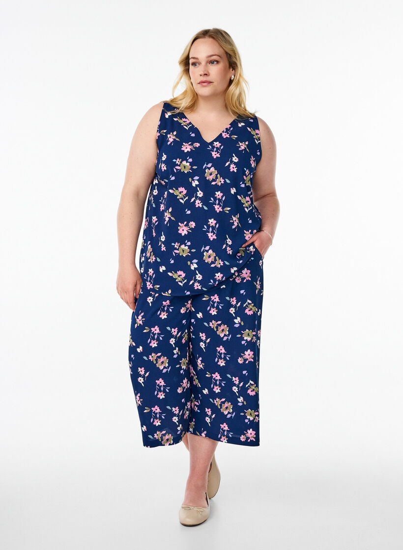 Printtitoppi v-p&auml;&auml;ntiell&auml;, Sininen, Model image number 1