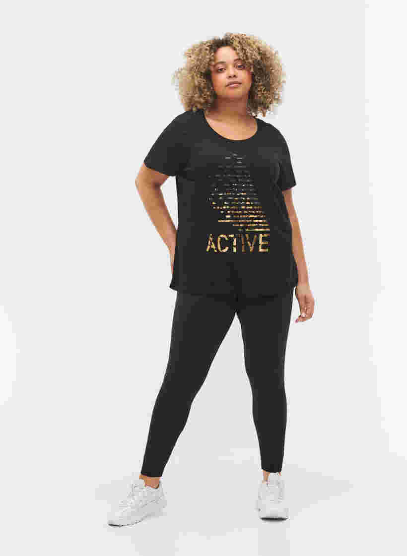 T-paita printillä treeniin , Black gold foil logo, Model image number 2