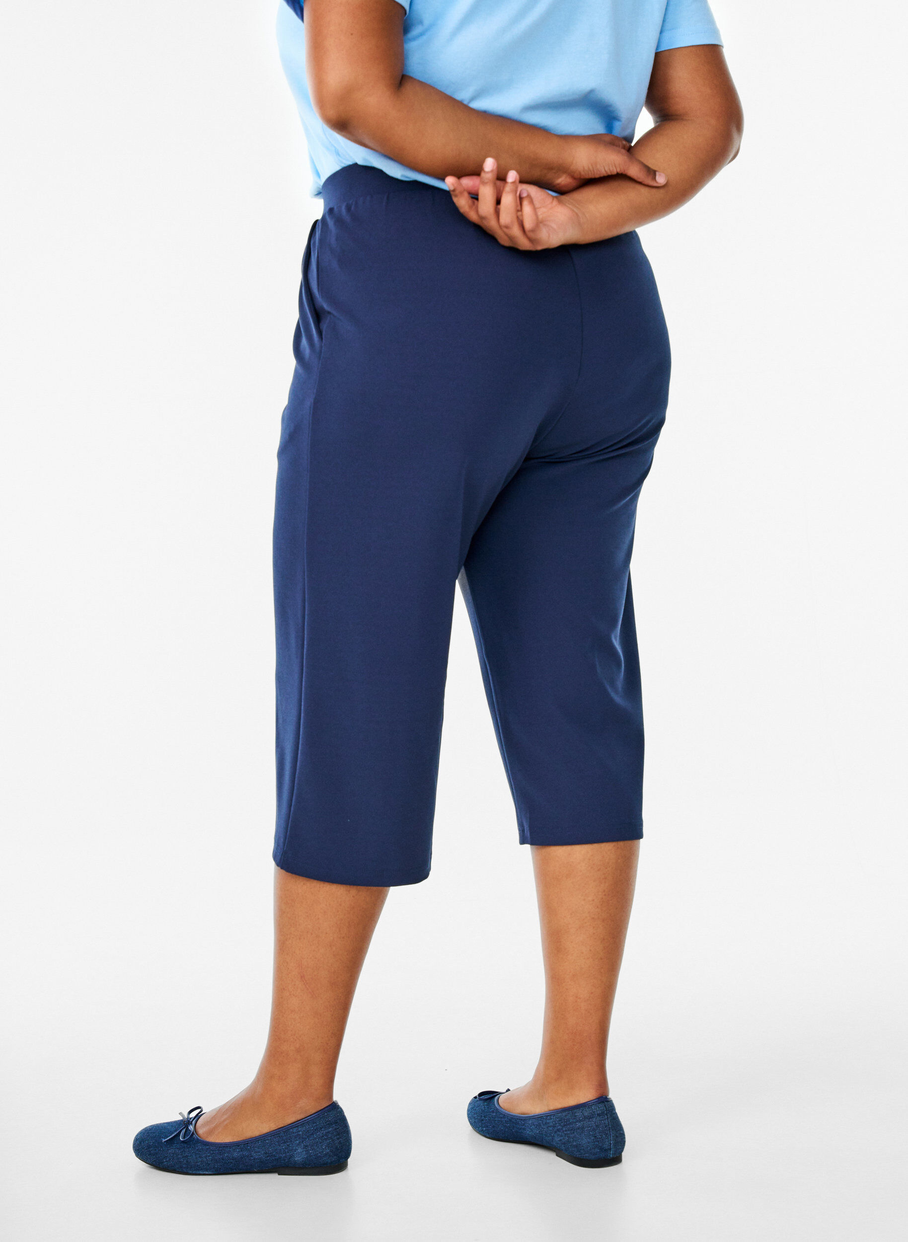 Zizzi Korkeavy&ouml;t&auml;r&ouml;iset polvihousut rennolla istuvuudella, Sininen, Model image number 1