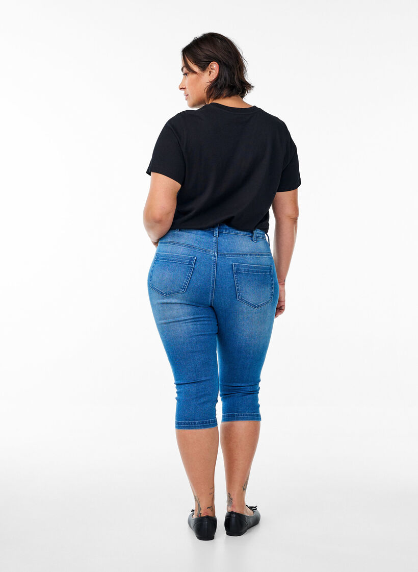 Korkeavy&ouml;t&auml;r&ouml;iset Amy-farkkucaprit super slim fit, Sininen, Model image number 1