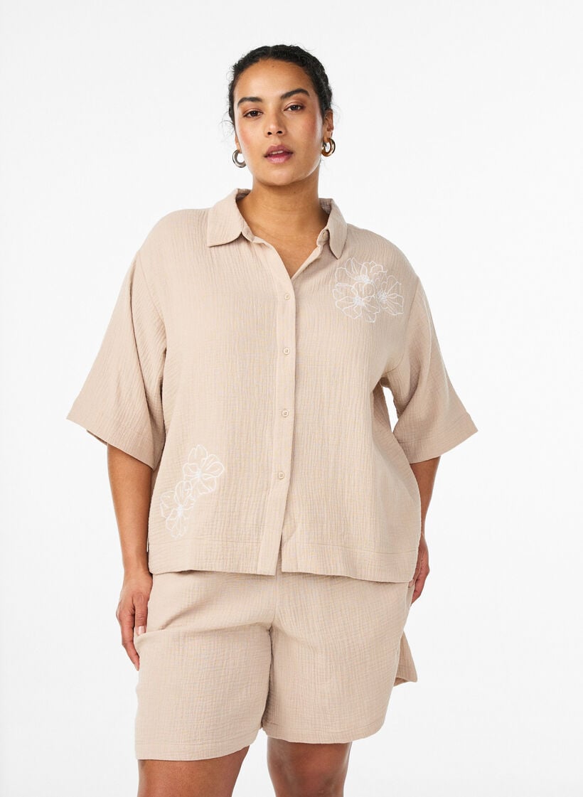 Korkeavy&ouml;t&auml;r&ouml;iset puuvillaiset musliinishortsit, Beige, Model image number 0