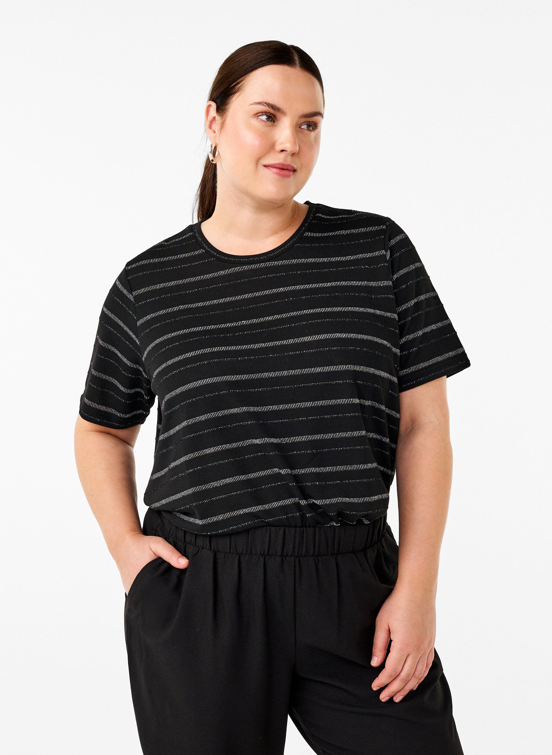 Zizzi T-paita hopeisella glitterill&auml;, Black w. Silver, Model image number 0